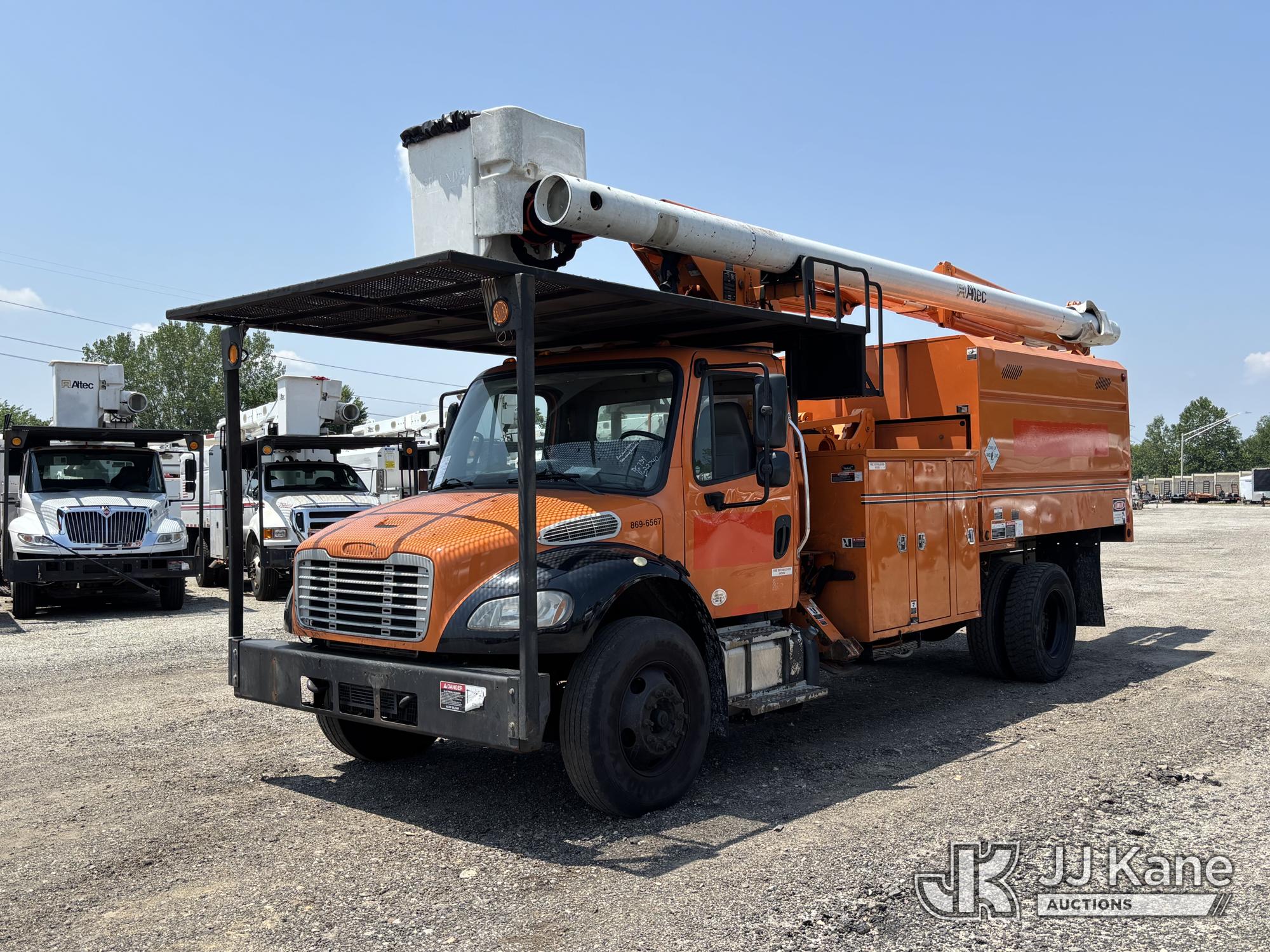 Photo of a 2016 Freightliner M2 106