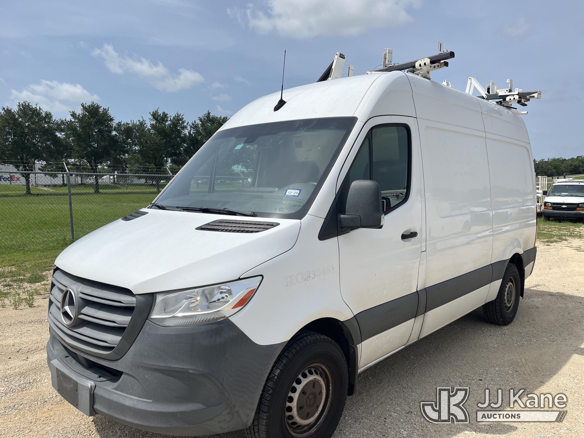 Photo of a 2019 Mercedes-Benz Sprinter 3500
