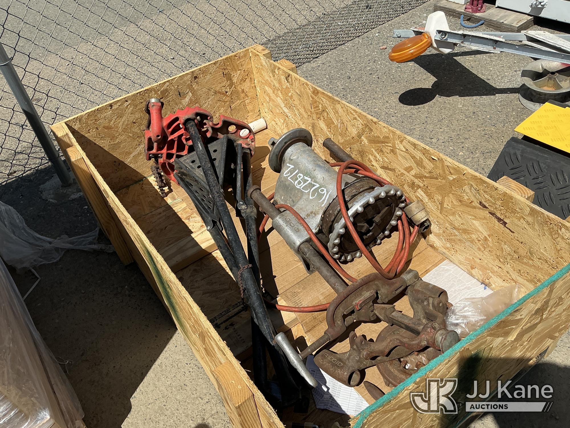 Pipe Stand & Thread Cutter (Used