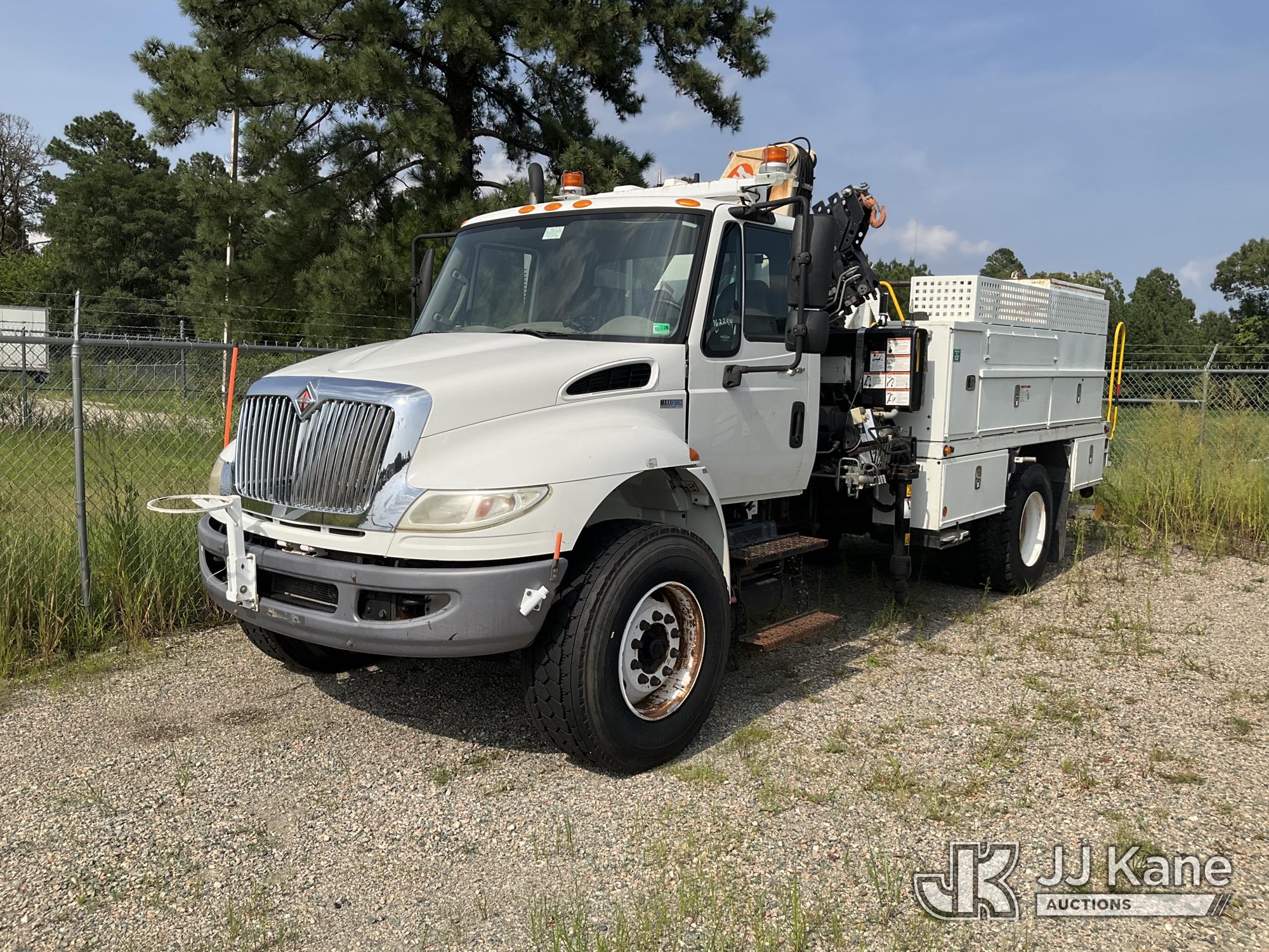 PM 12023, Knuckleboom Crane mounted behind cab on 2014 International 4400 URD/Flatbed Truck