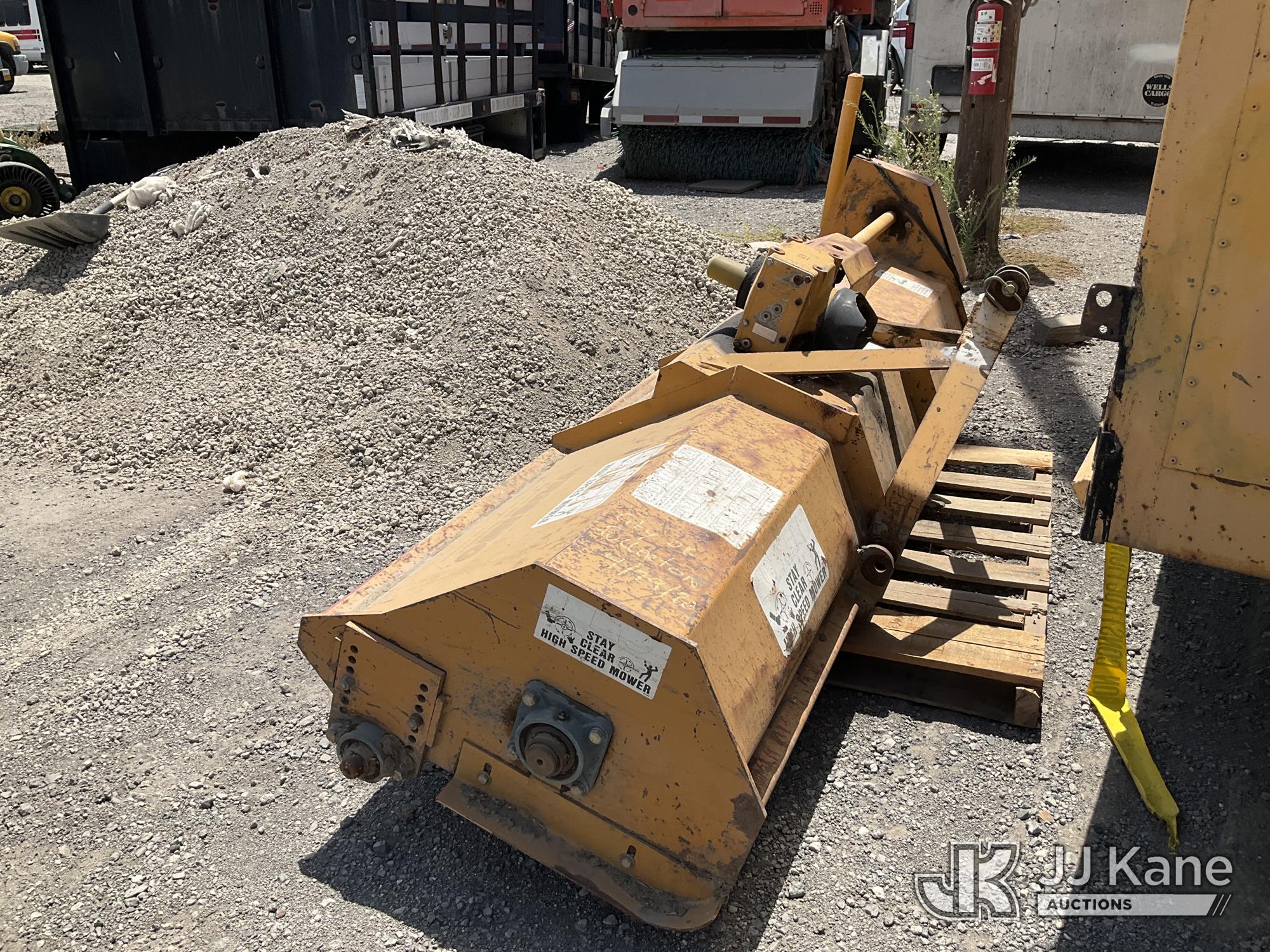 Vrisimo Mower Attachment
