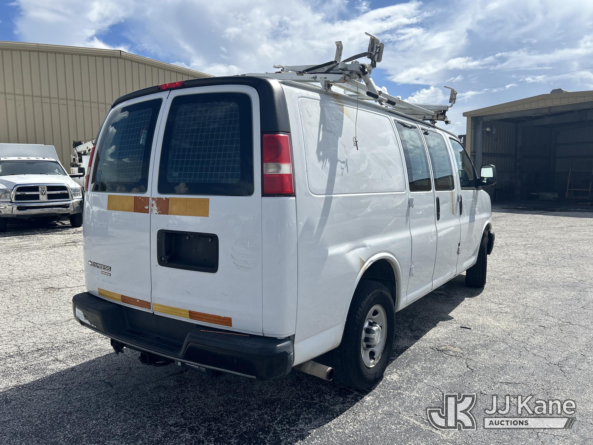 2015 Chevrolet Express G2500