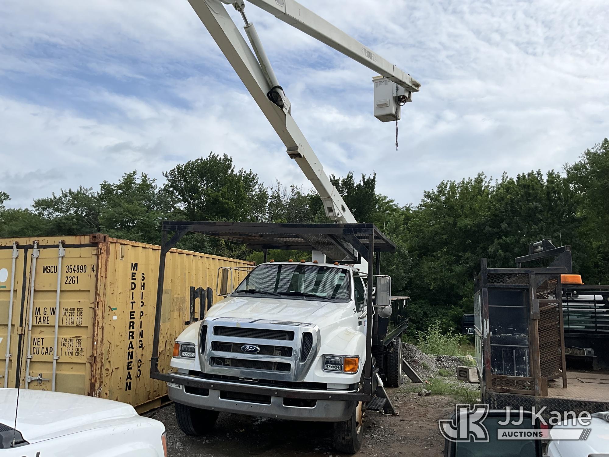 Photo of a 2015 Ford F-750