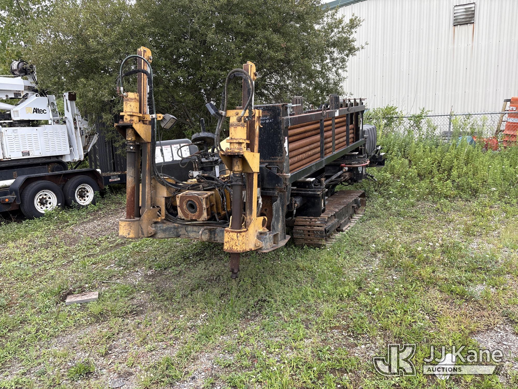 Photo of 2010 Vermeer D24X40II