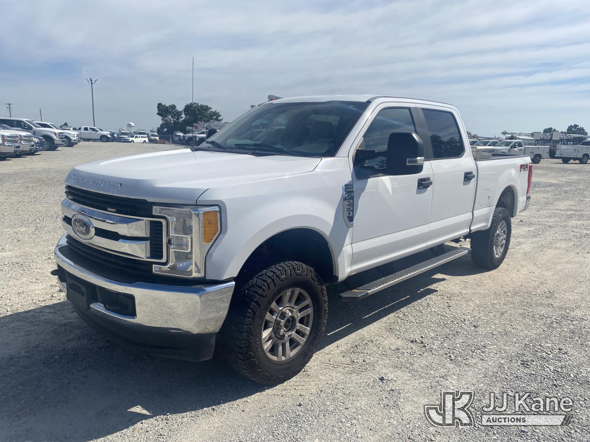 Photo of a 2017 Ford F-250 SD