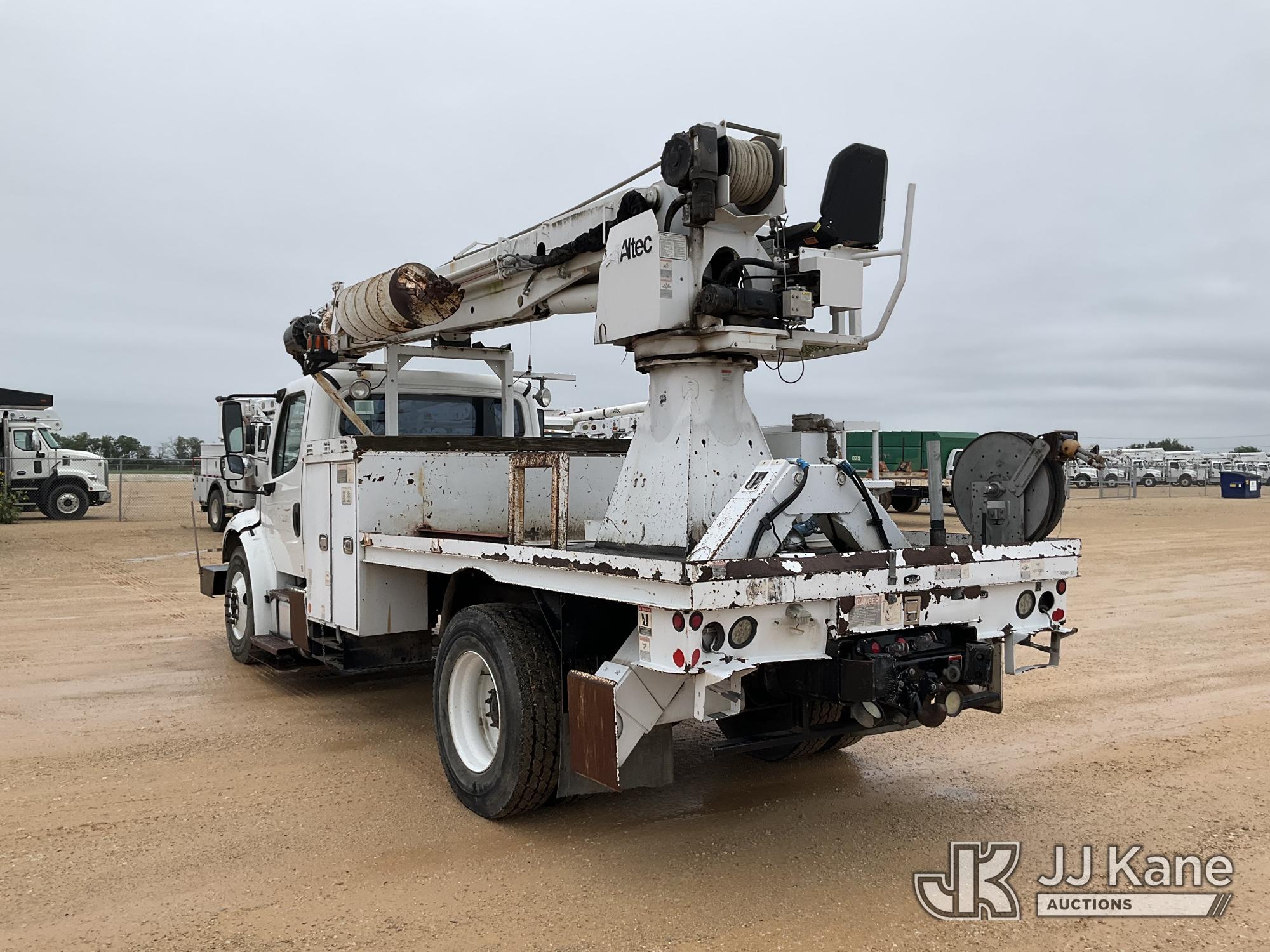 2015 Freightliner M2 106