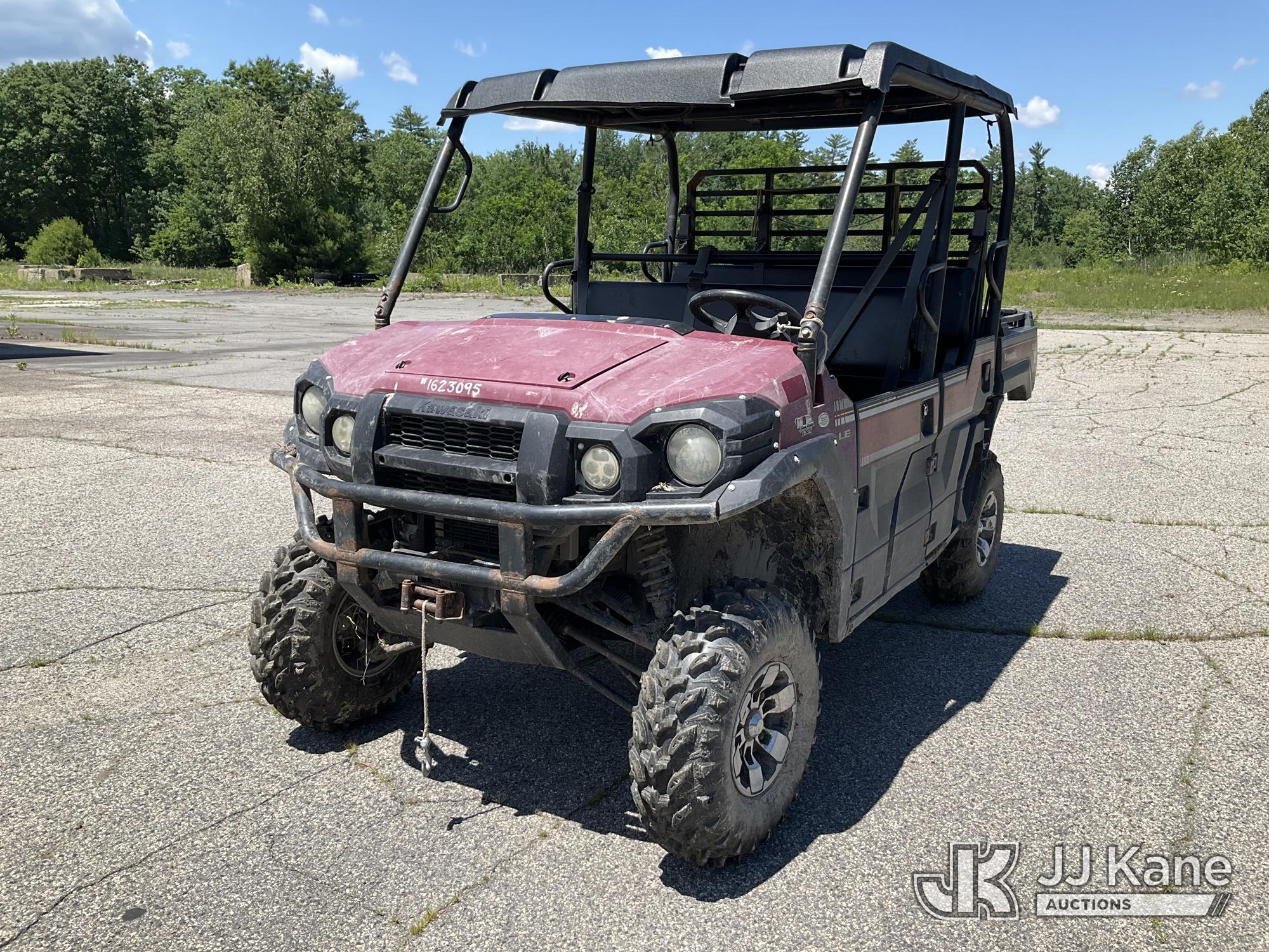 Photo of a 2015 Kawasaki Mule KAF820C Crew