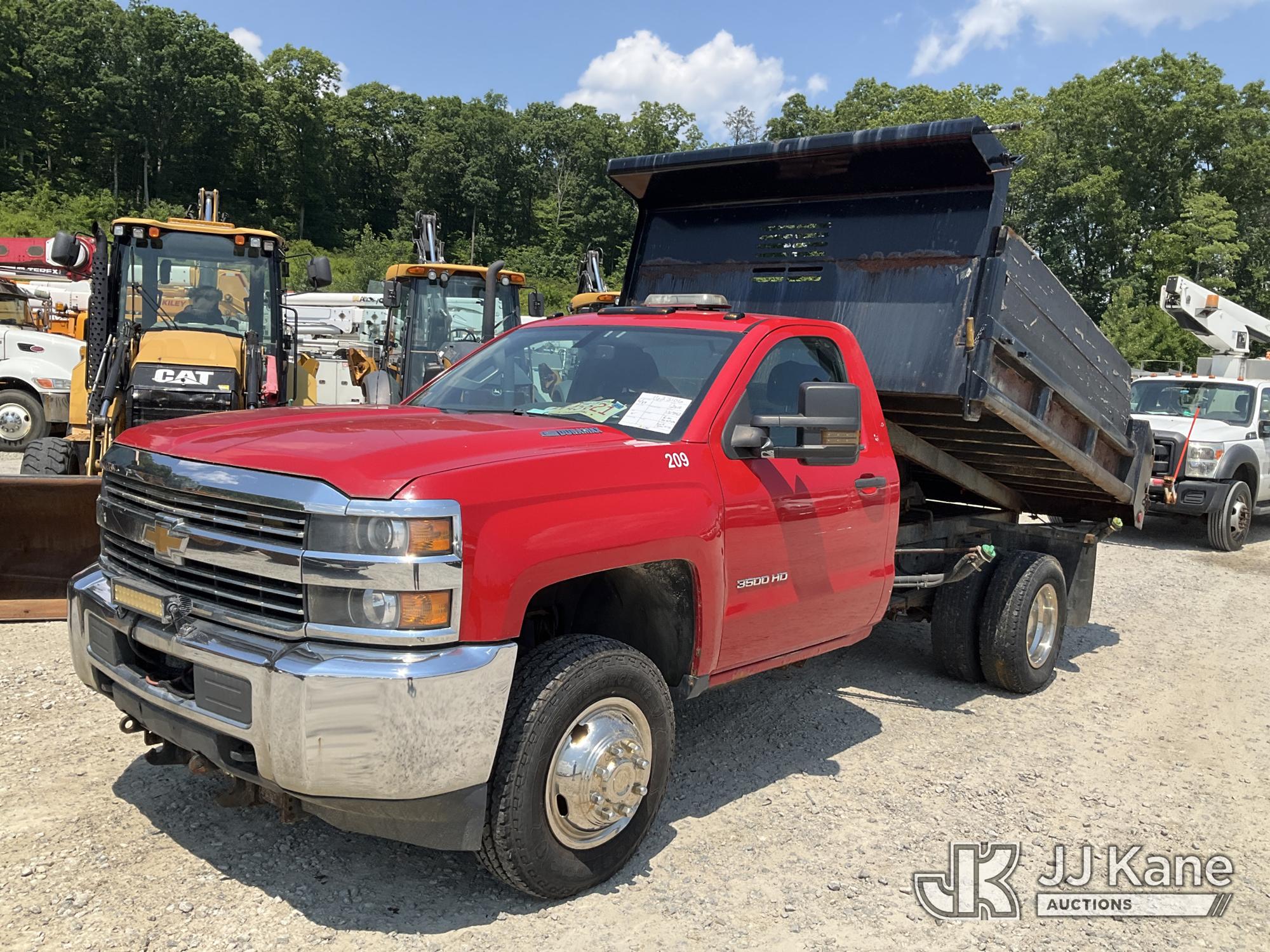 Photo of a 2015 Chevrolet Silverado 3500HD 4x4