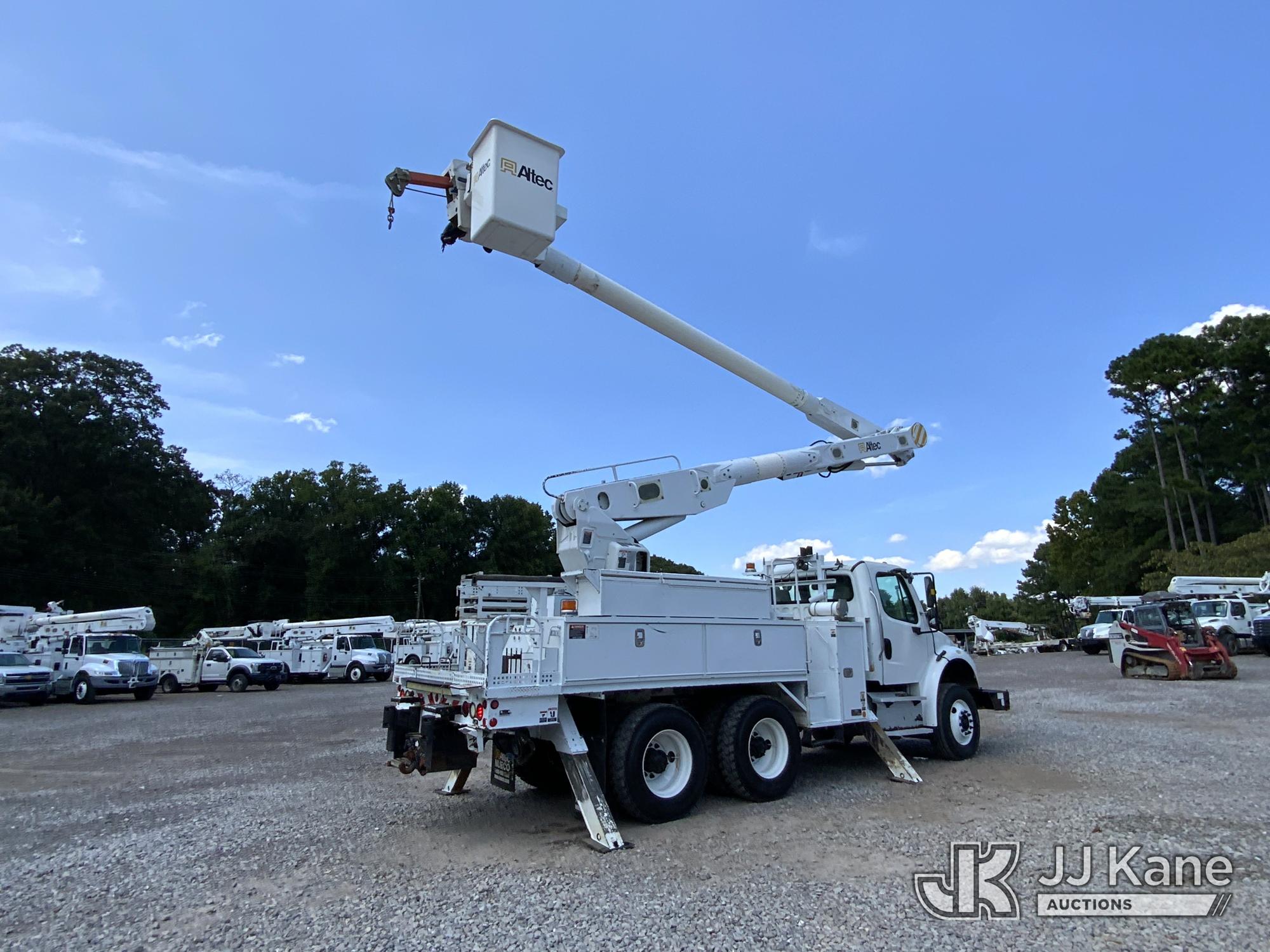 2015 Freightliner M2 106