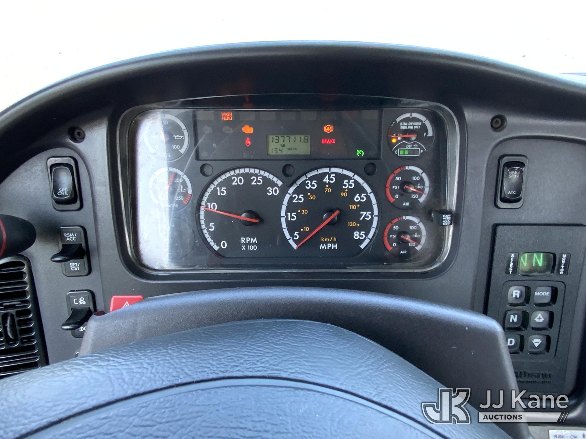 2015 Freightliner M2 106