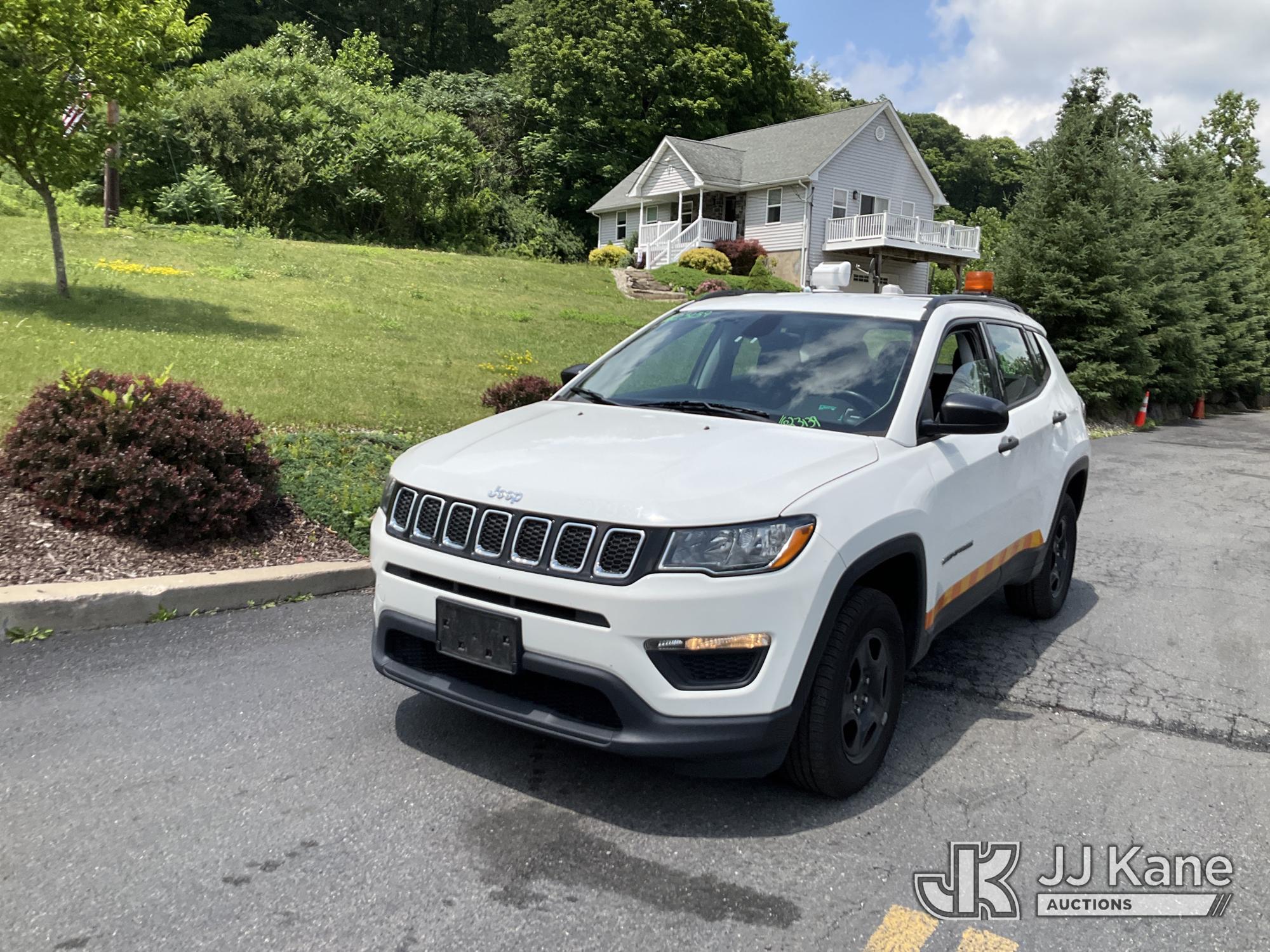 Photo of a 2018 Jeep Compass 4x4