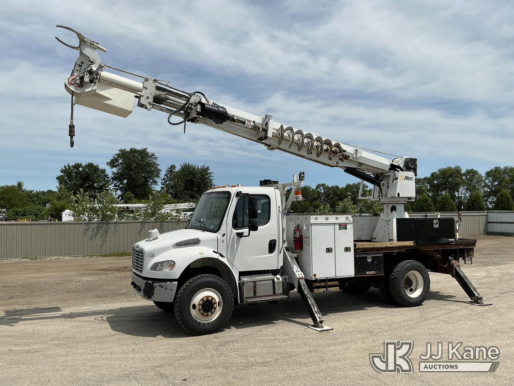 2014 Freightliner M2 106