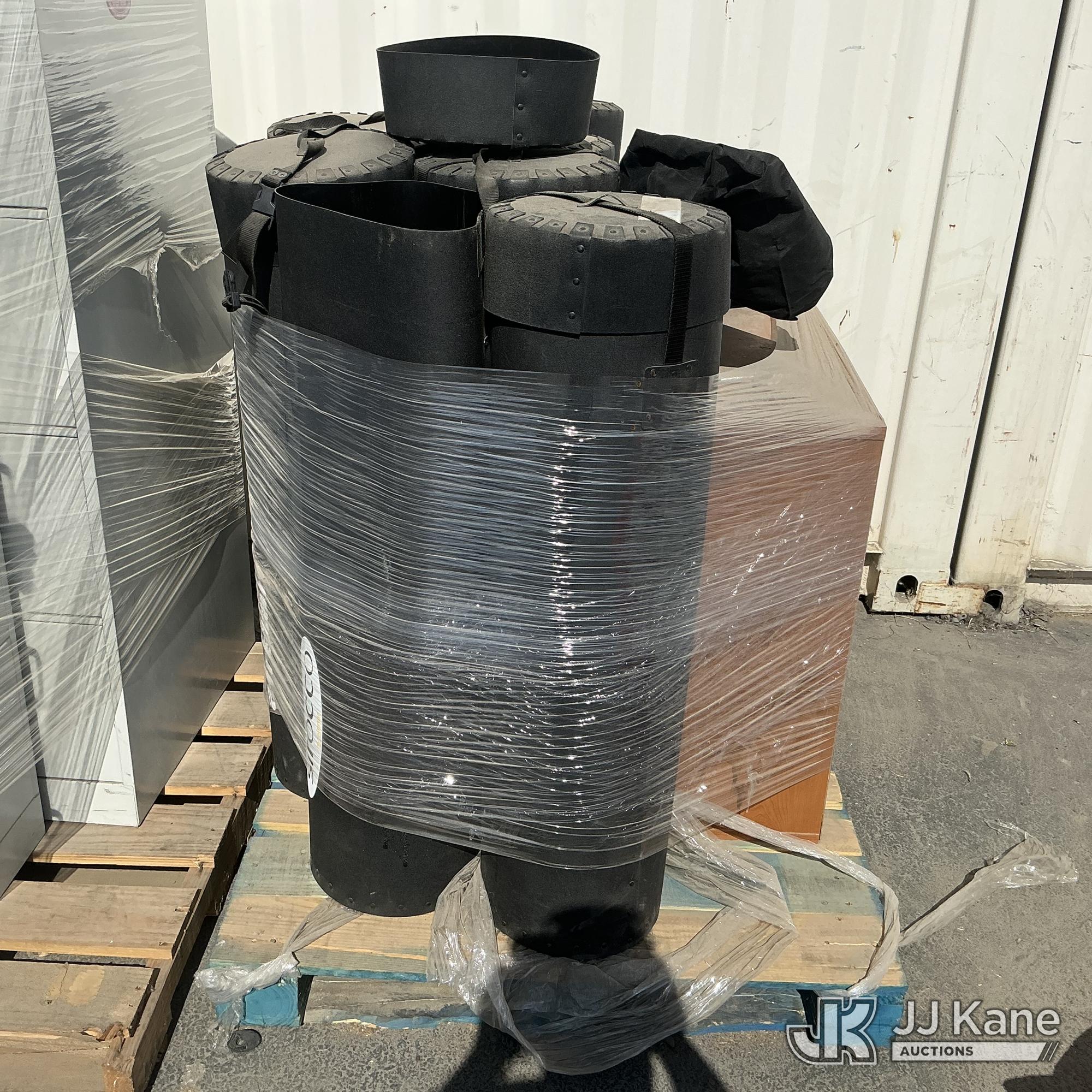 Pallet of Sirocco Airstars & desk (Used) NOTE: This unit is being sold AS IS/WHERE IS via Timed Auction and is located in Jurupa Valley