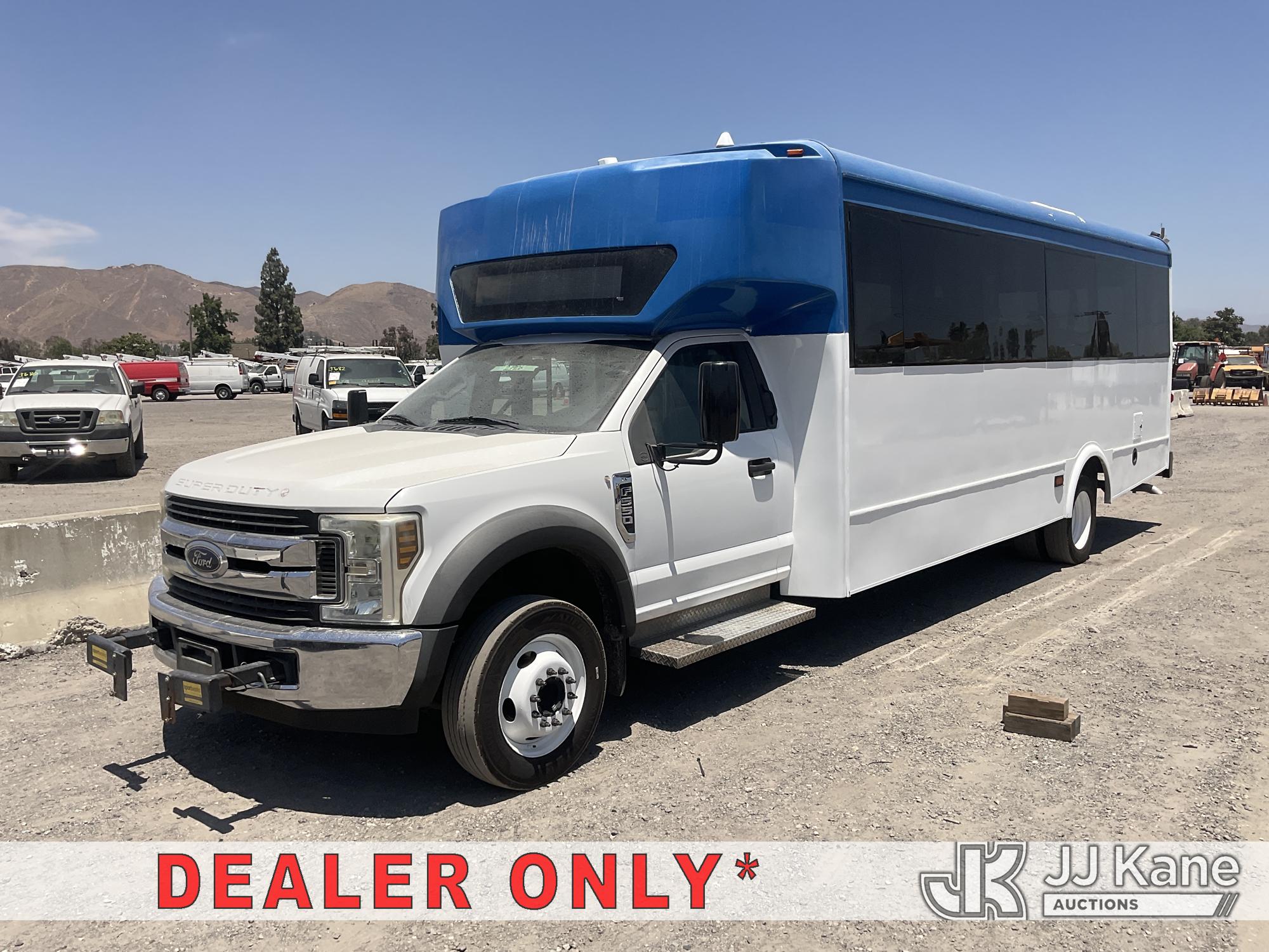 2019 Ford F-550 DRW Bus