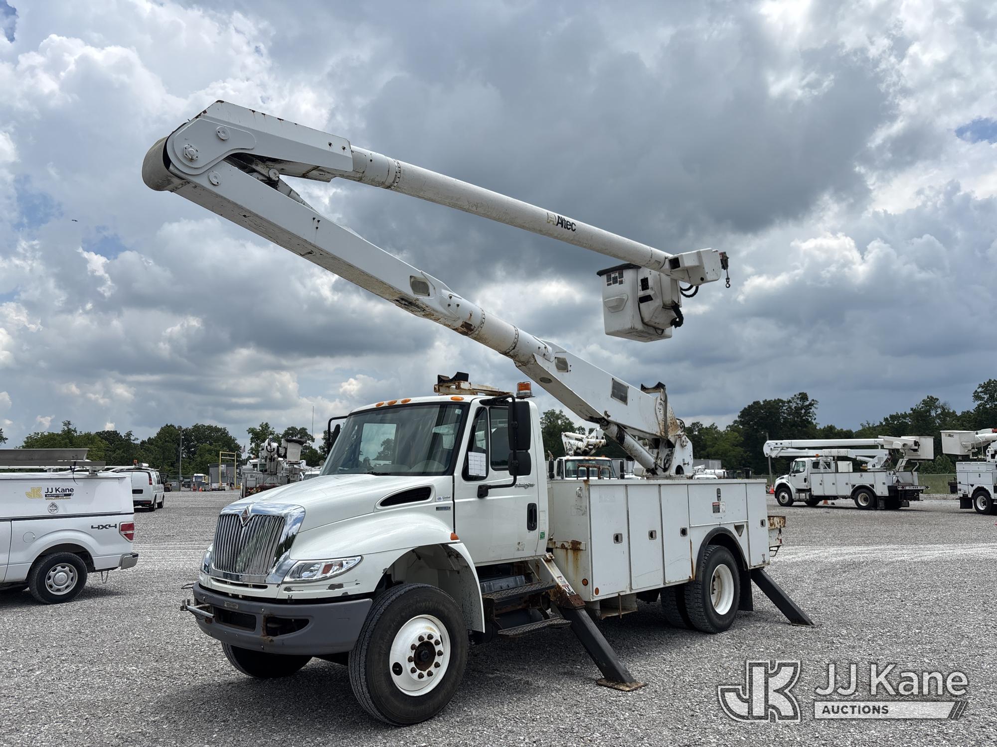 Photo of a 2011 International 4400