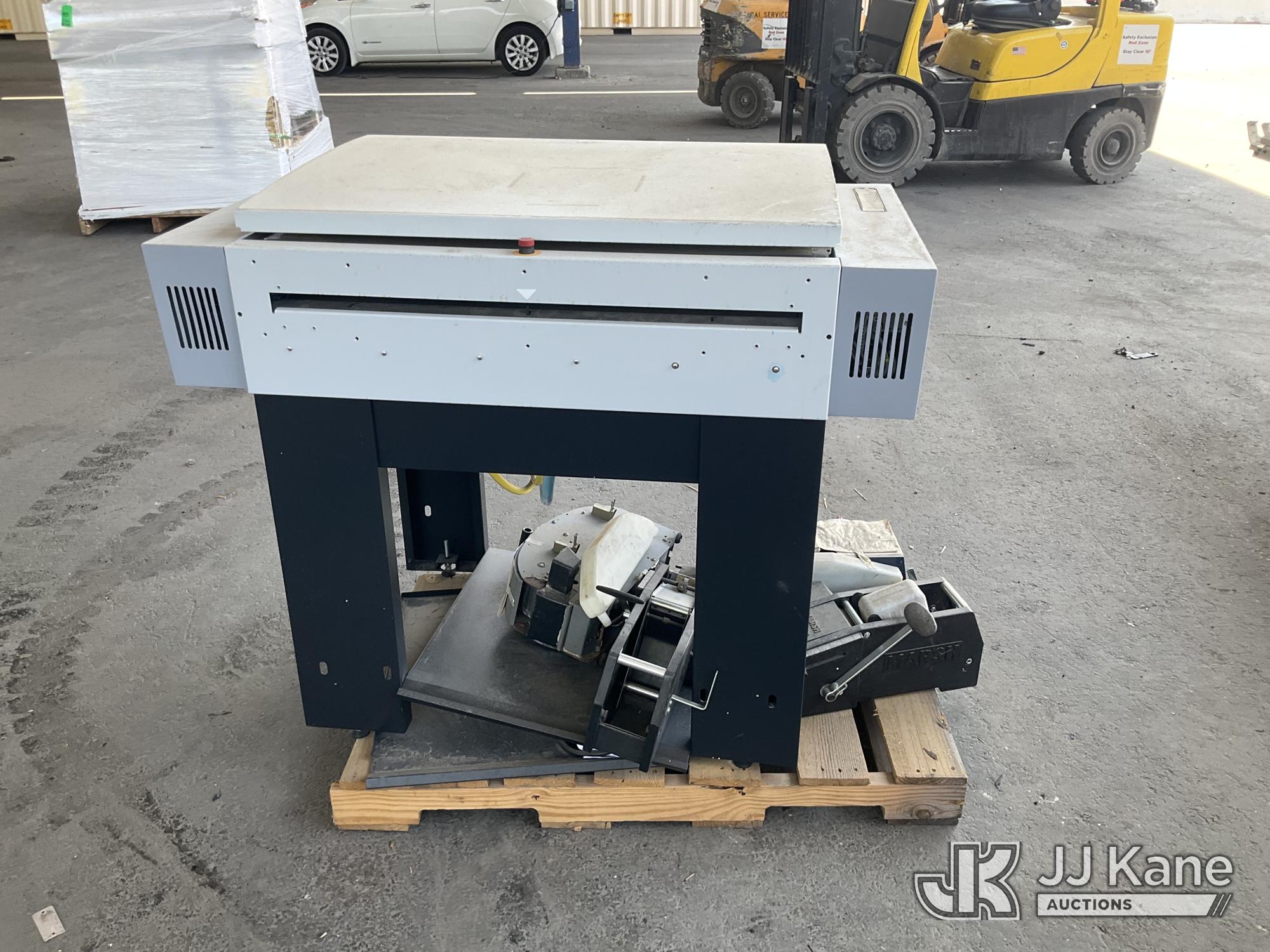(1 Pallet) Glunz & Jensen C85-11 (Used) NOTE: This unit is being sold AS IS/WHERE IS via Timed Auction. For pickup information and terms