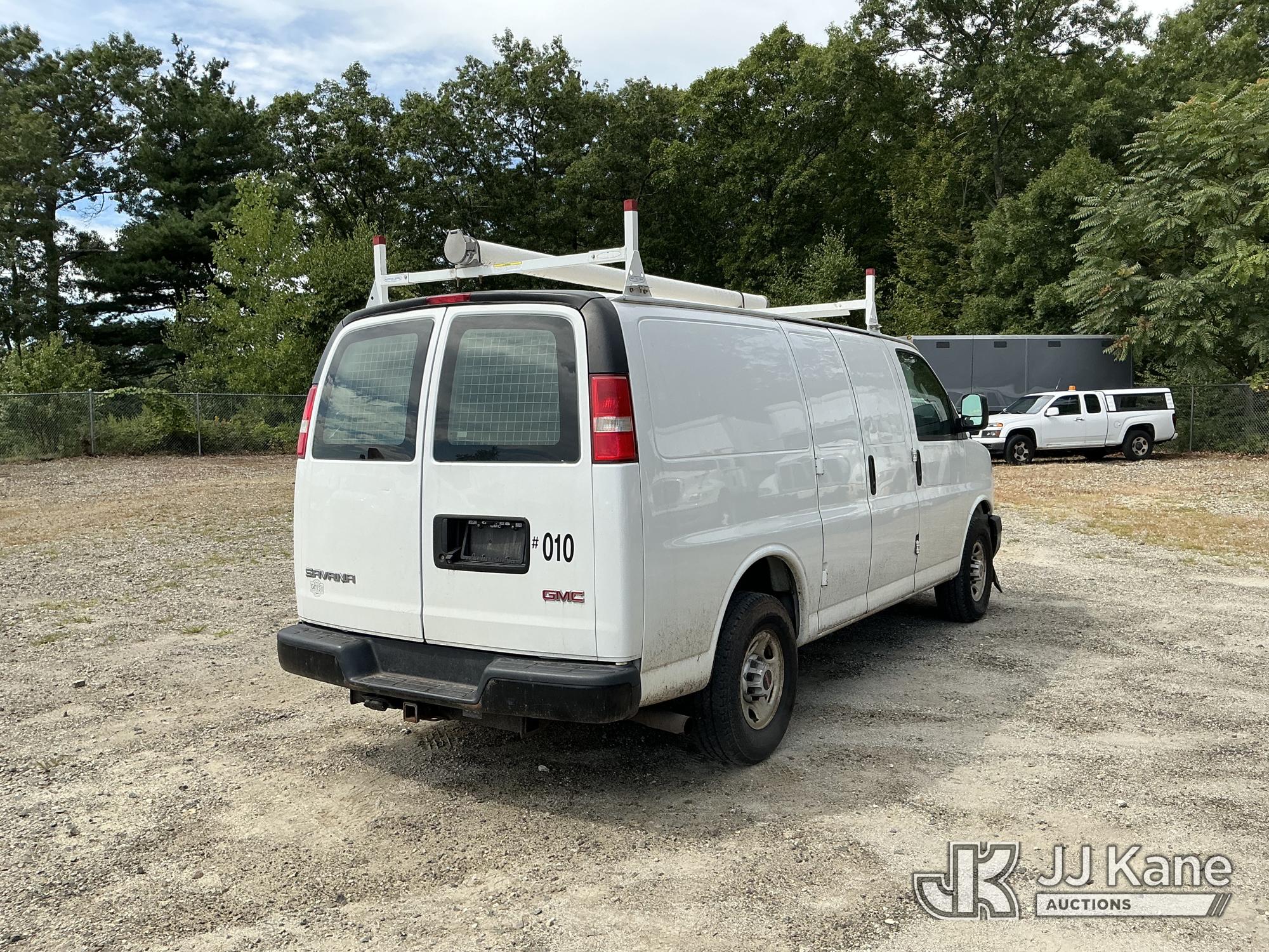 2018 GMC SAVANA G2500