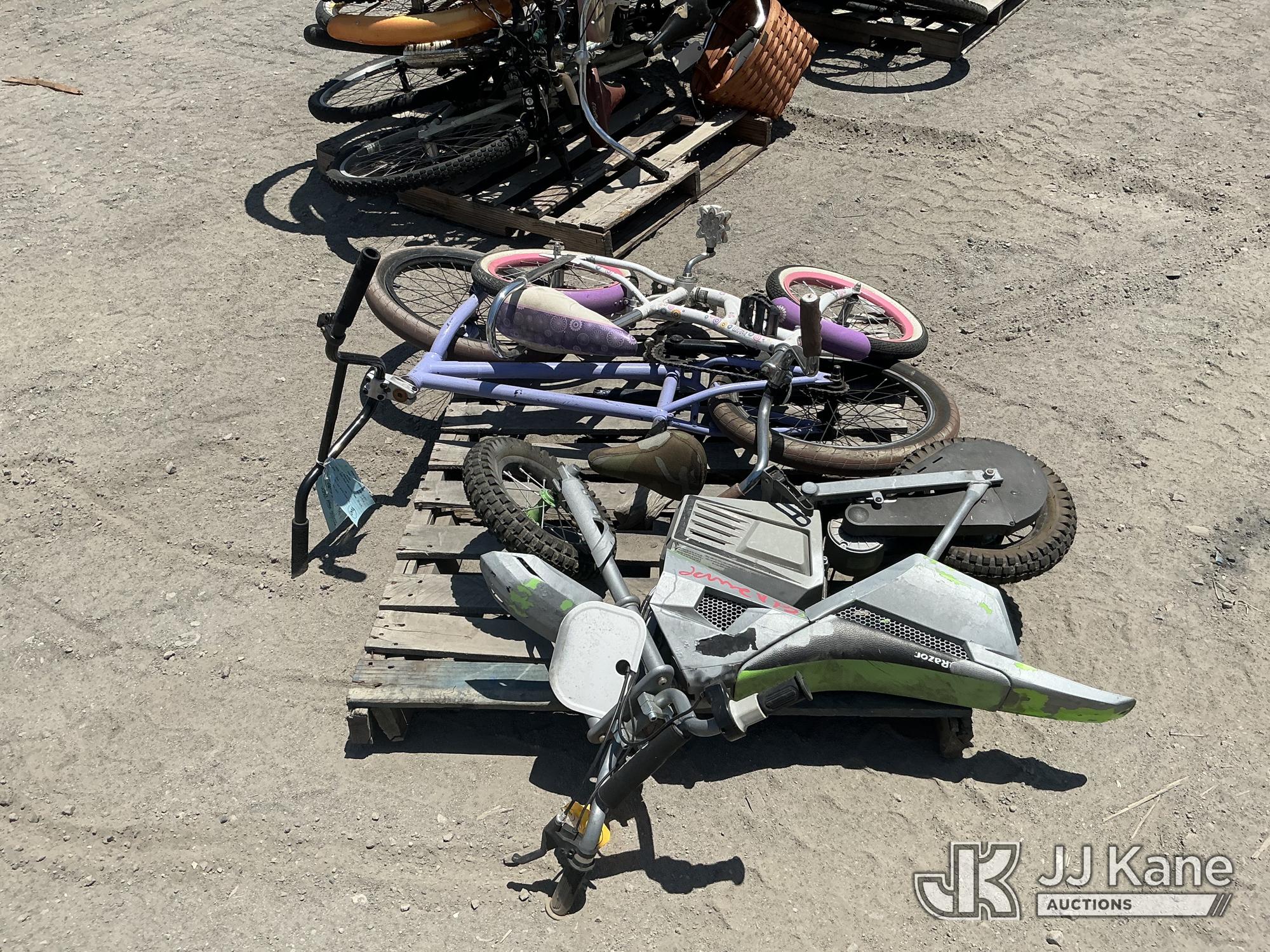1 Pallet of bicycles (Used) NOTE: This unit is being sold AS IS/WHERE IS via Timed Auction and is located in Jurupa Valley