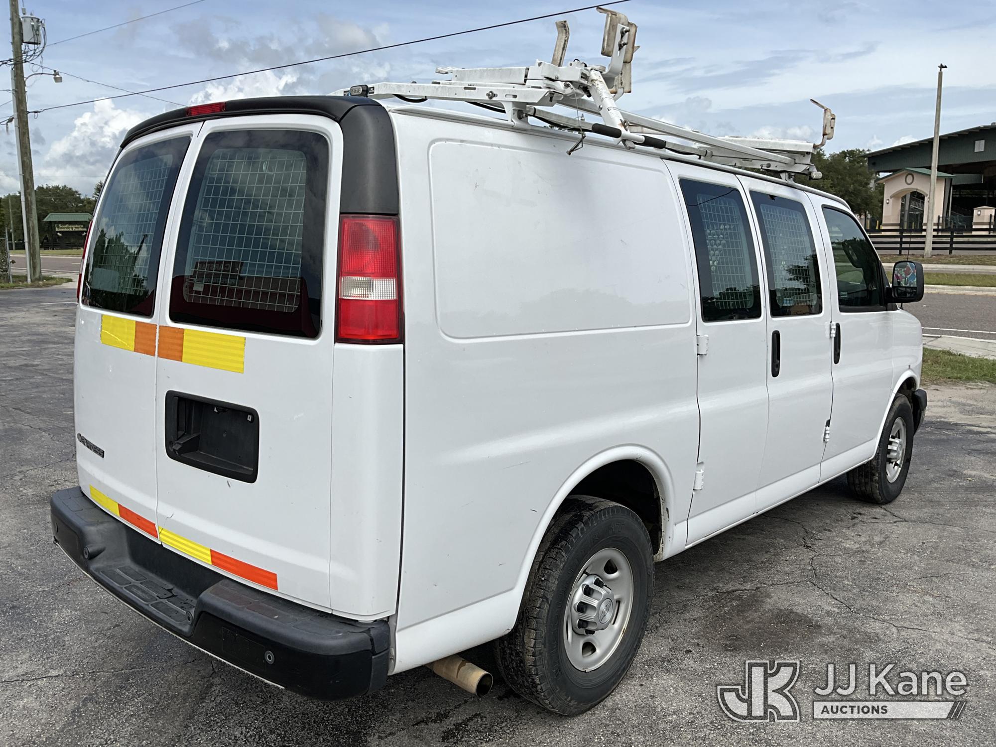 2017 Chevrolet EXPRESS 2500