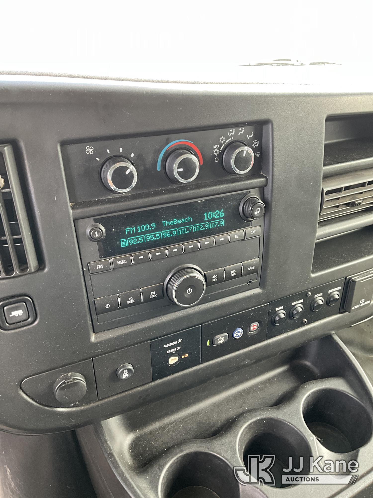 2017 Chevrolet EXPRESS 2500