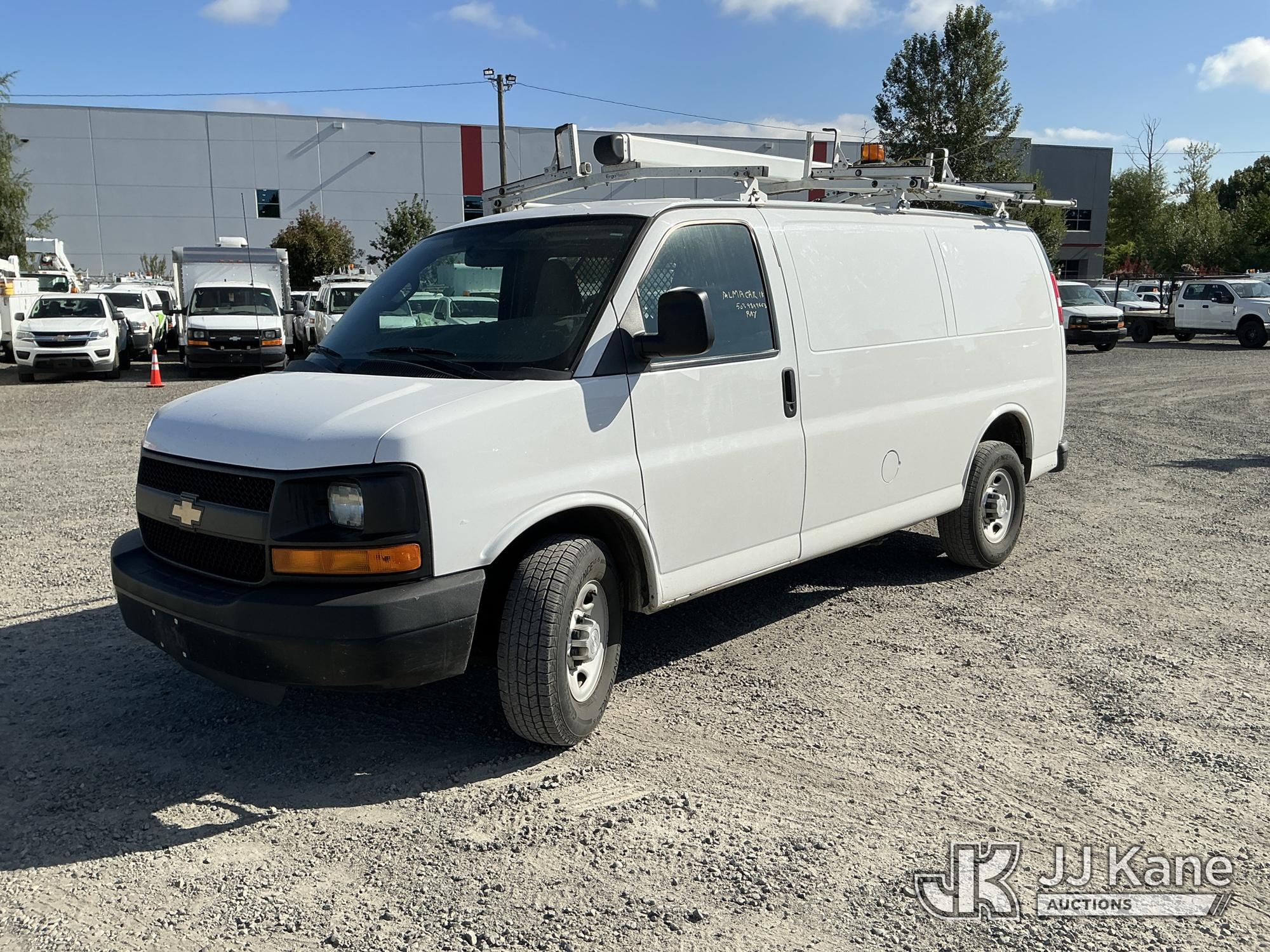 2016 Chevrolet Express G2500 Cargo Van