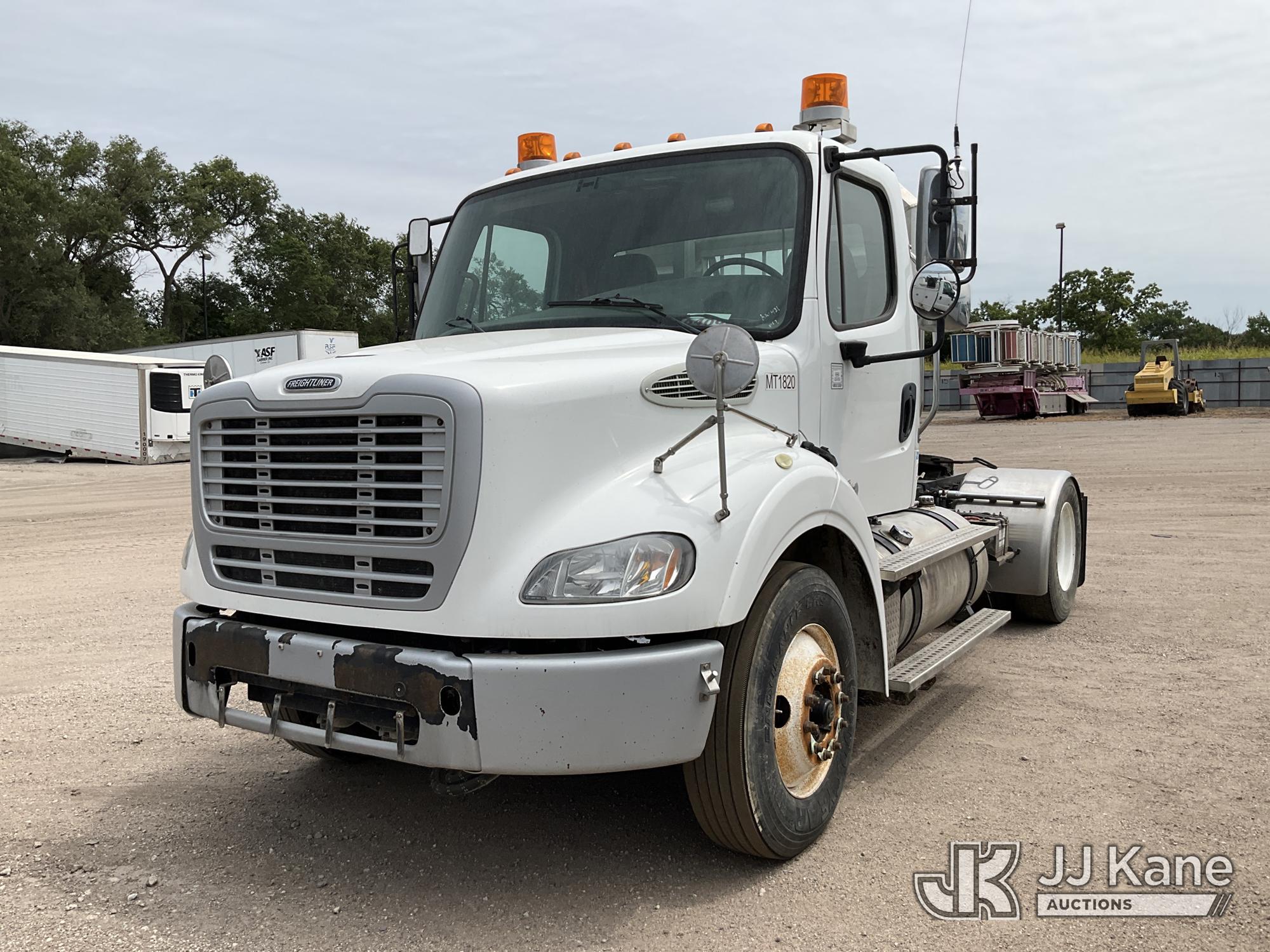 2019 Freightliner M2 112 S/A Truck Tractor