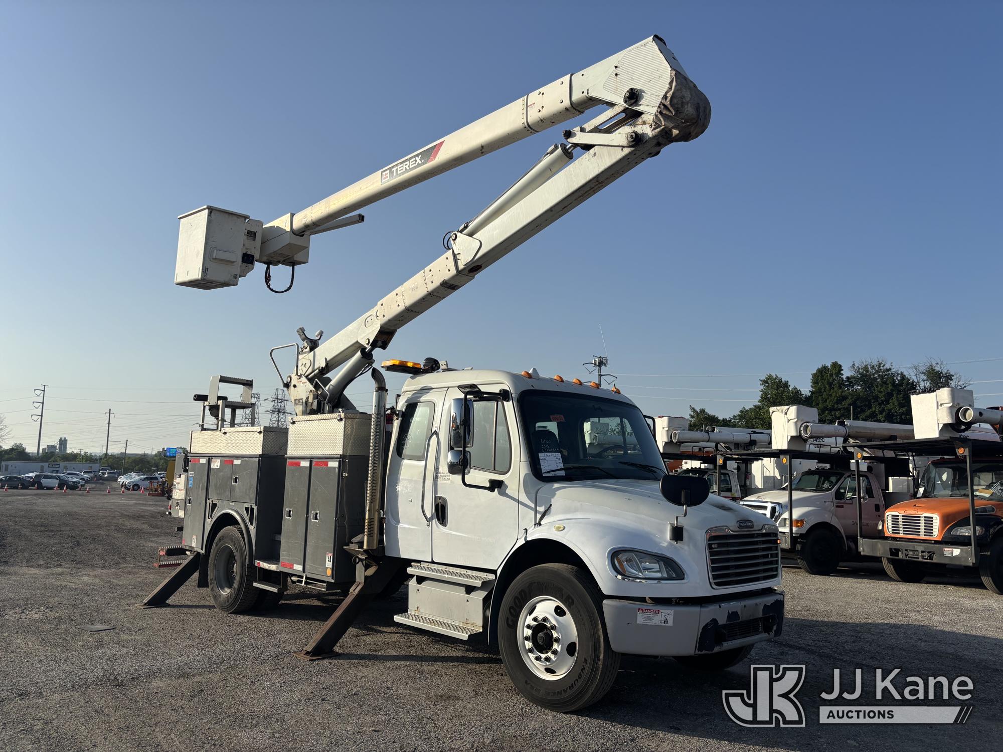 Photo of a 2013 Freightliner M2 106