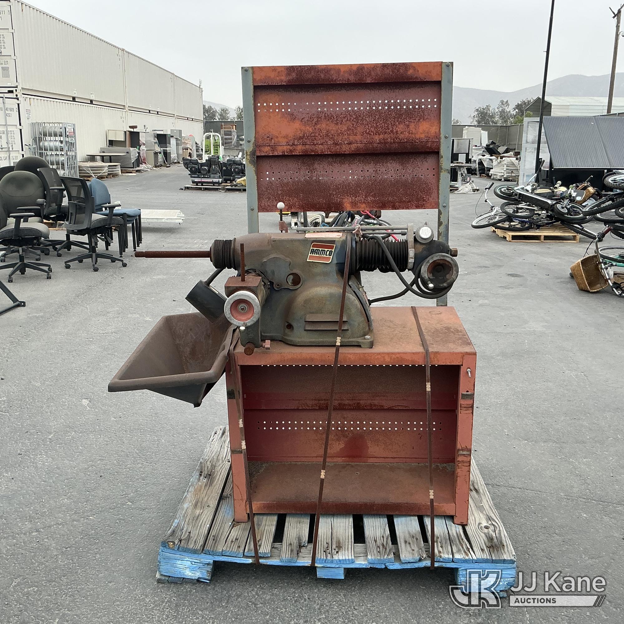 Ammco Brake Lathe (Used) NOTE: This unit is being sold AS IS/WHERE IS via Timed Auction and is located in Jurupa Valley