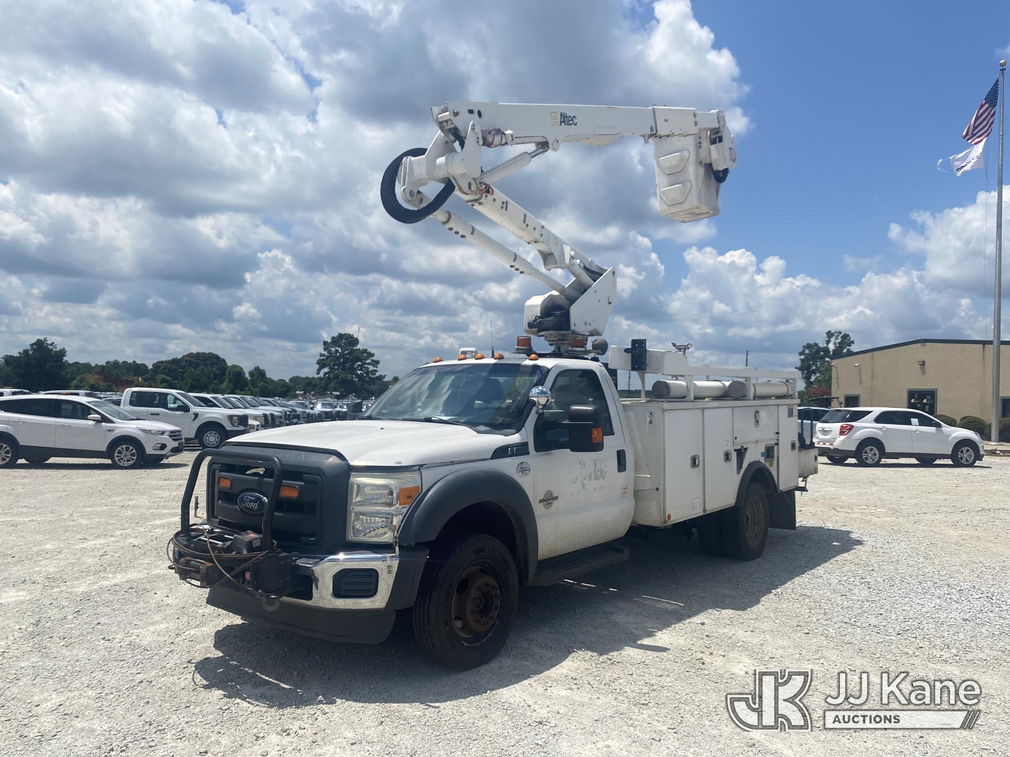 Photo of a 2015 Ford F-550