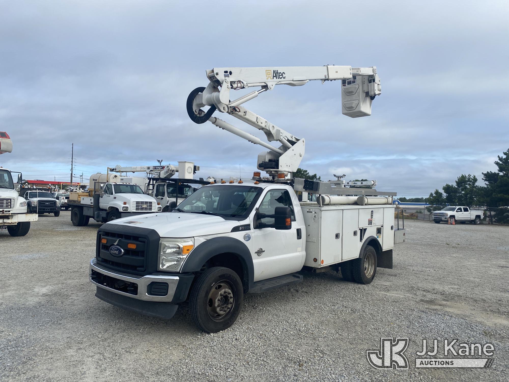Photo of a 2014 Ford F-550