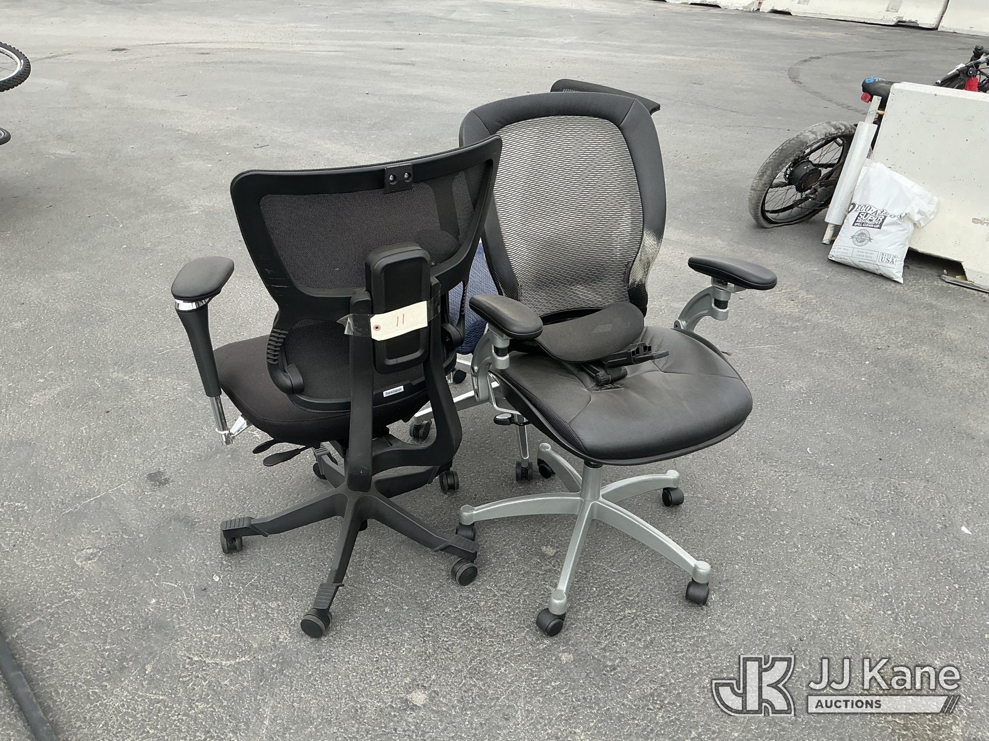 Office Chairs (Used) NOTE: This unit is being sold AS IS/WHERE IS via Timed Auction and is located in Jurupa Valley