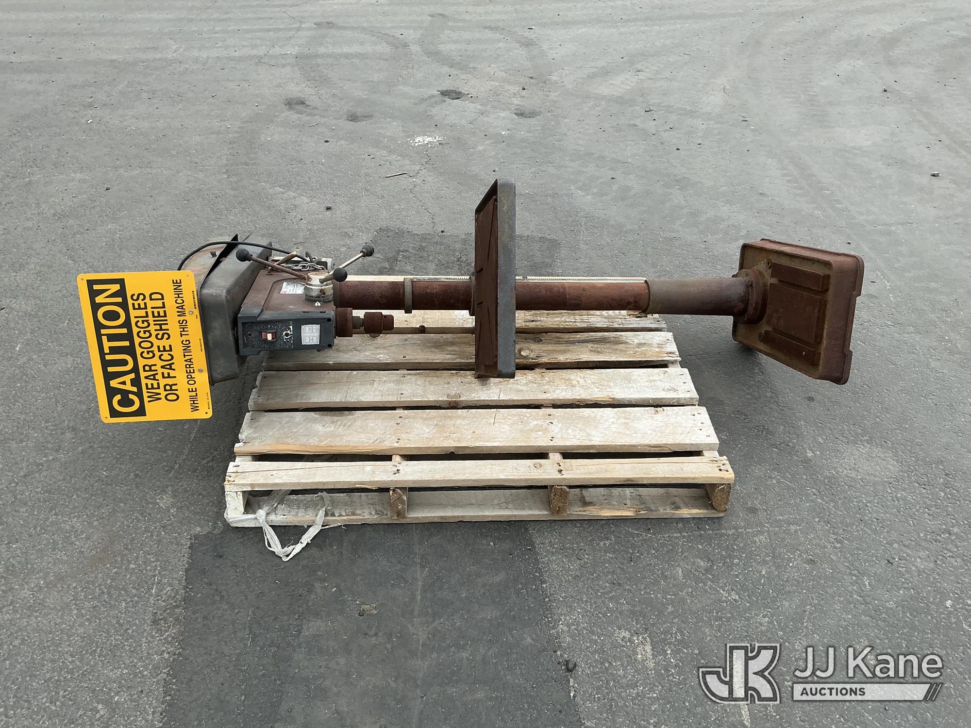 Drill Press (Used) NOTE: This unit is being sold AS IS/WHERE IS via Timed Auction and is located in Jurupa Valley