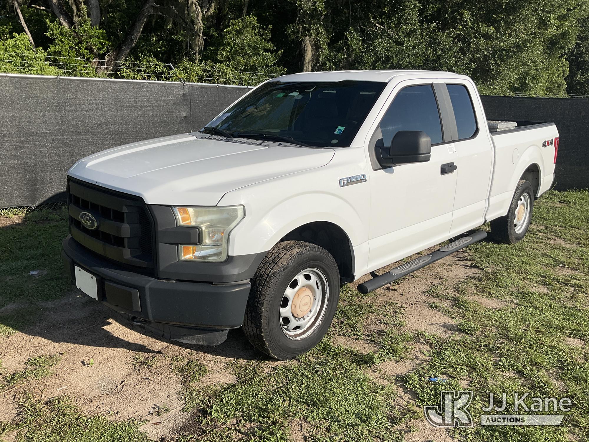 Photo of a 2015 Ford F150 4x4