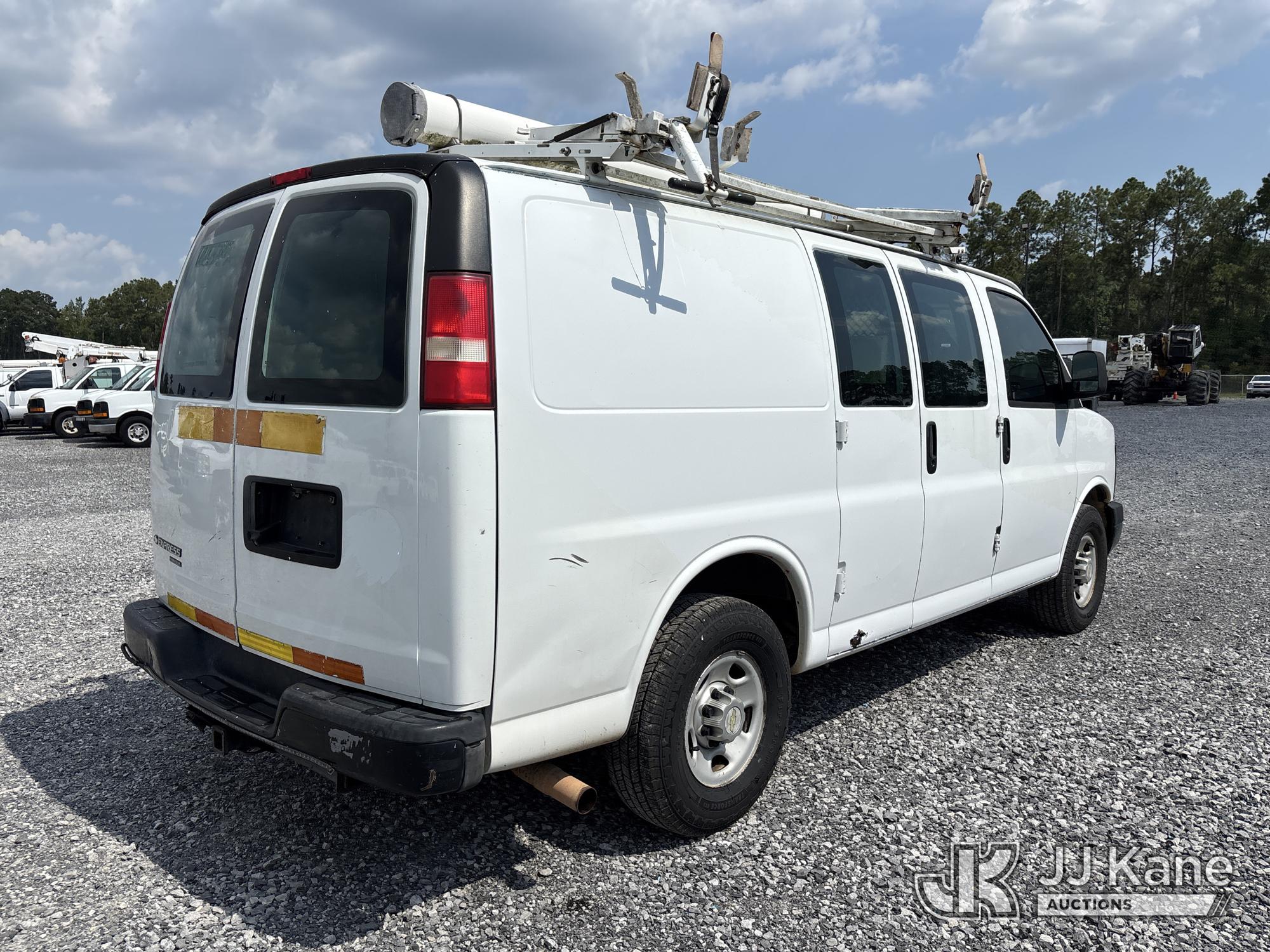 2013 Chevrolet EXPRESS 2500