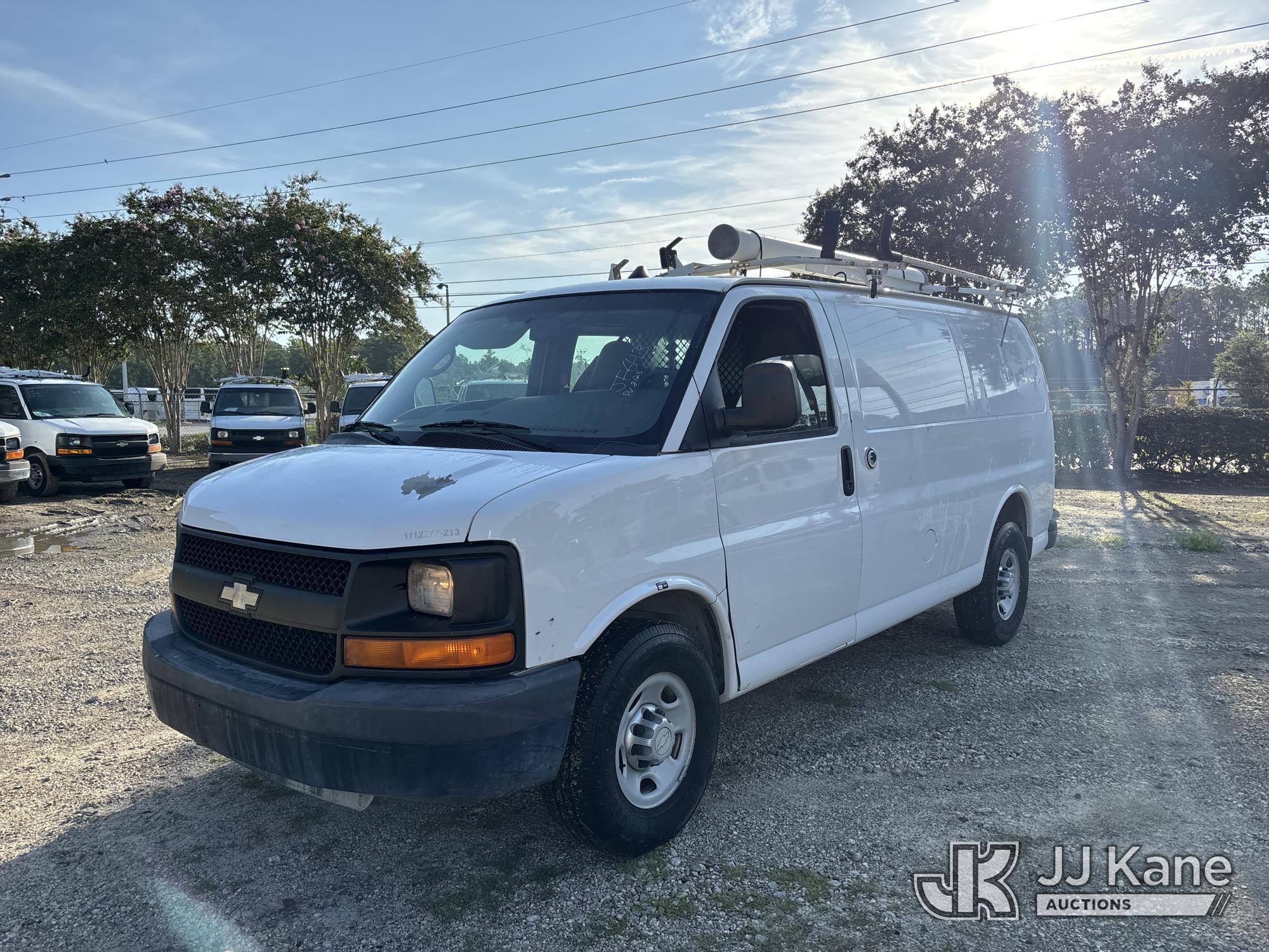 2013 Chevrolet Express G2500 Cargo Van