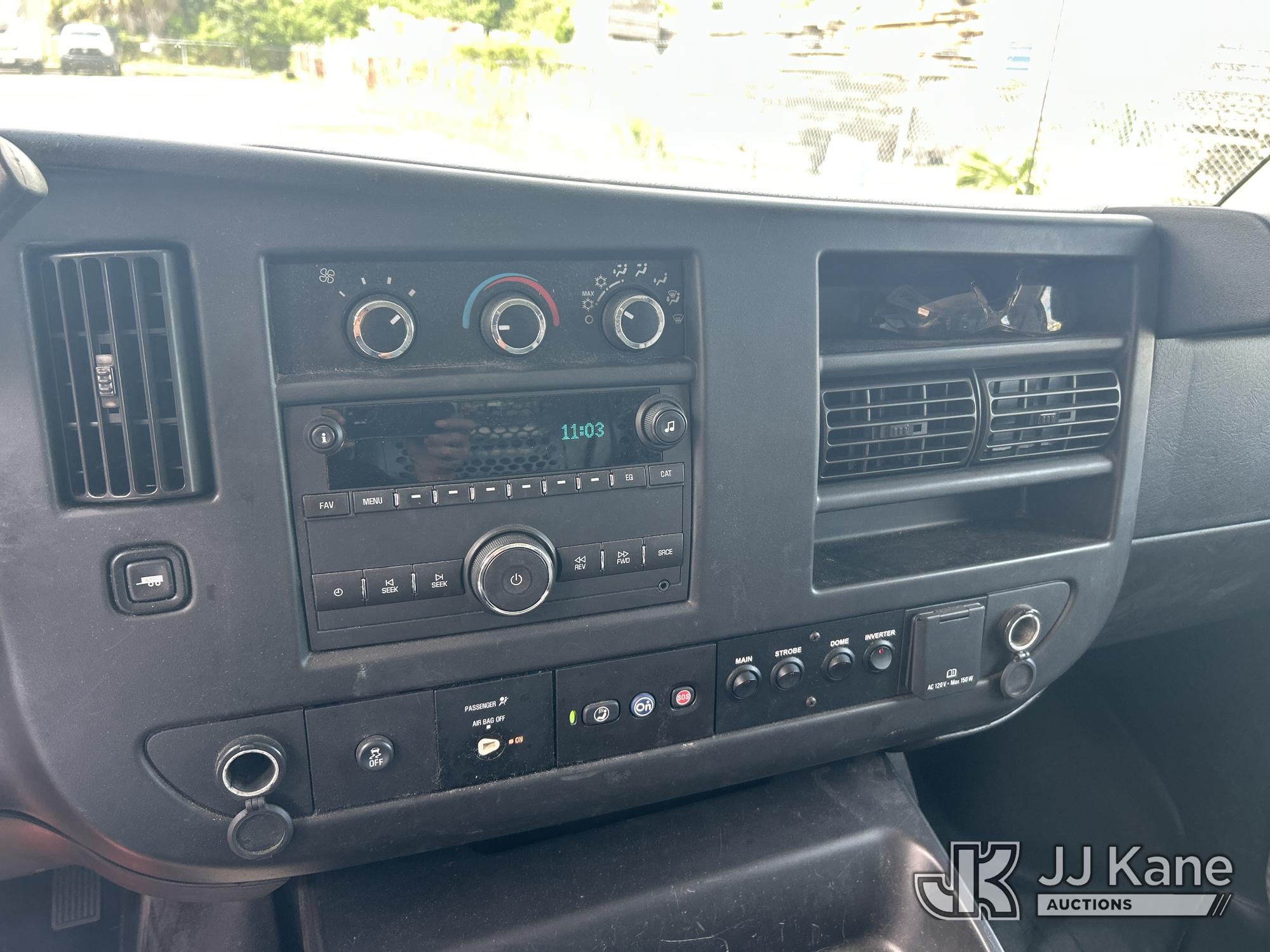 2017 Chevrolet Express G2500
