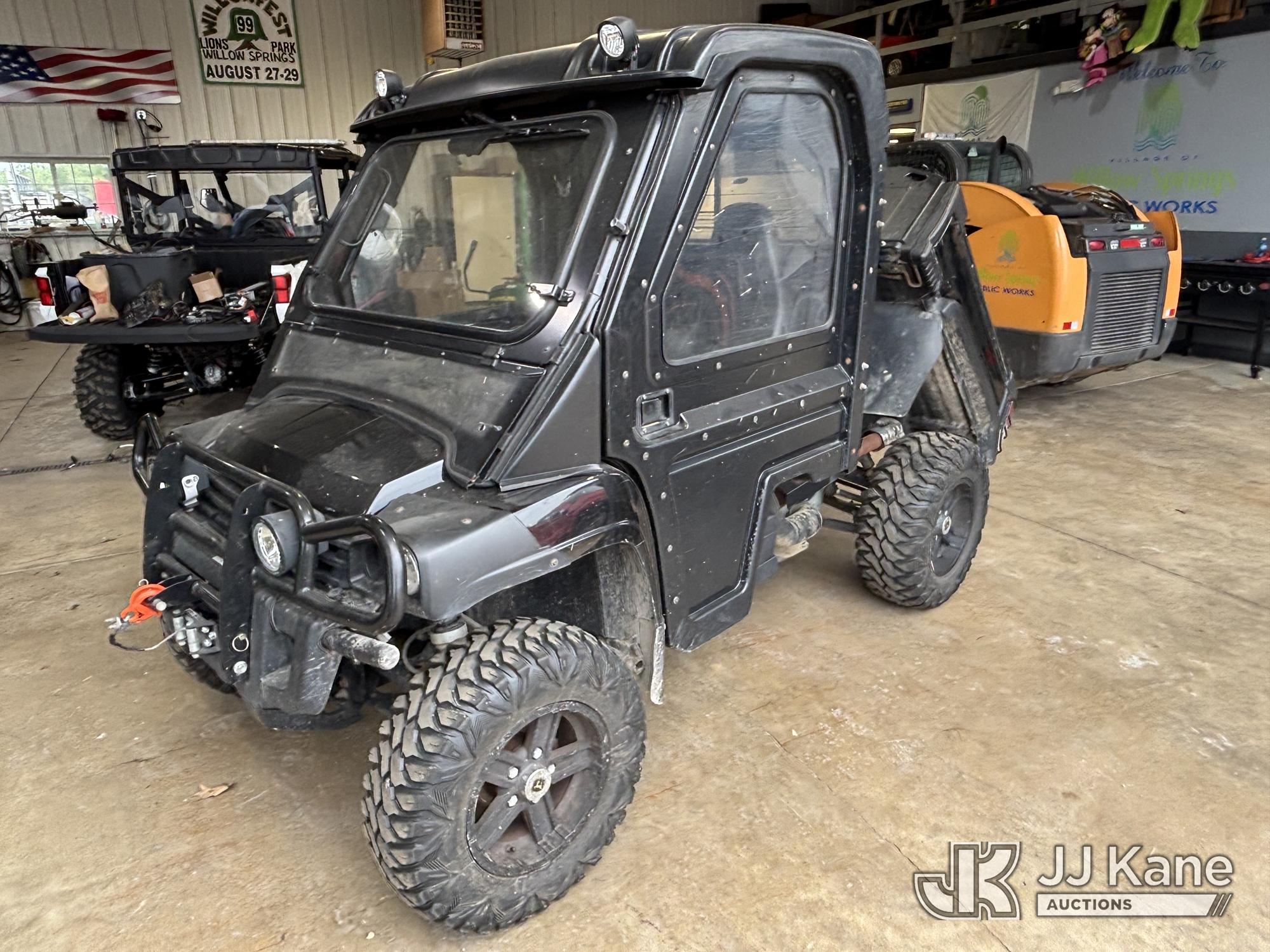 Photo of a 2012 John Deere XUV 825 Gator 4x4