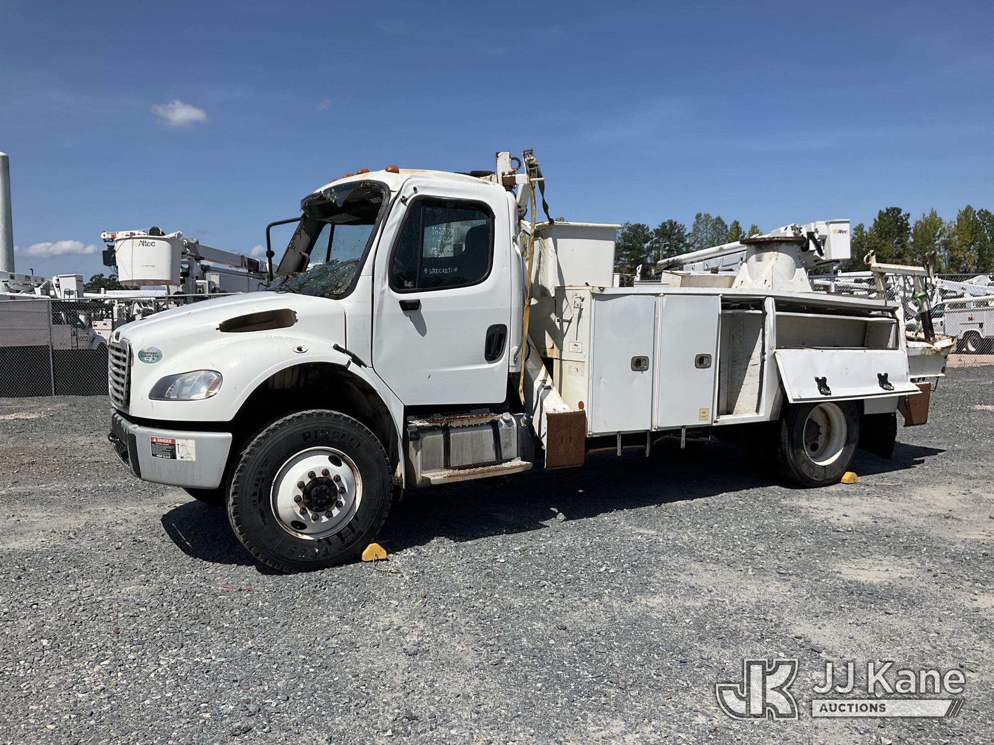 2017 Freightliner M2 106 4x4