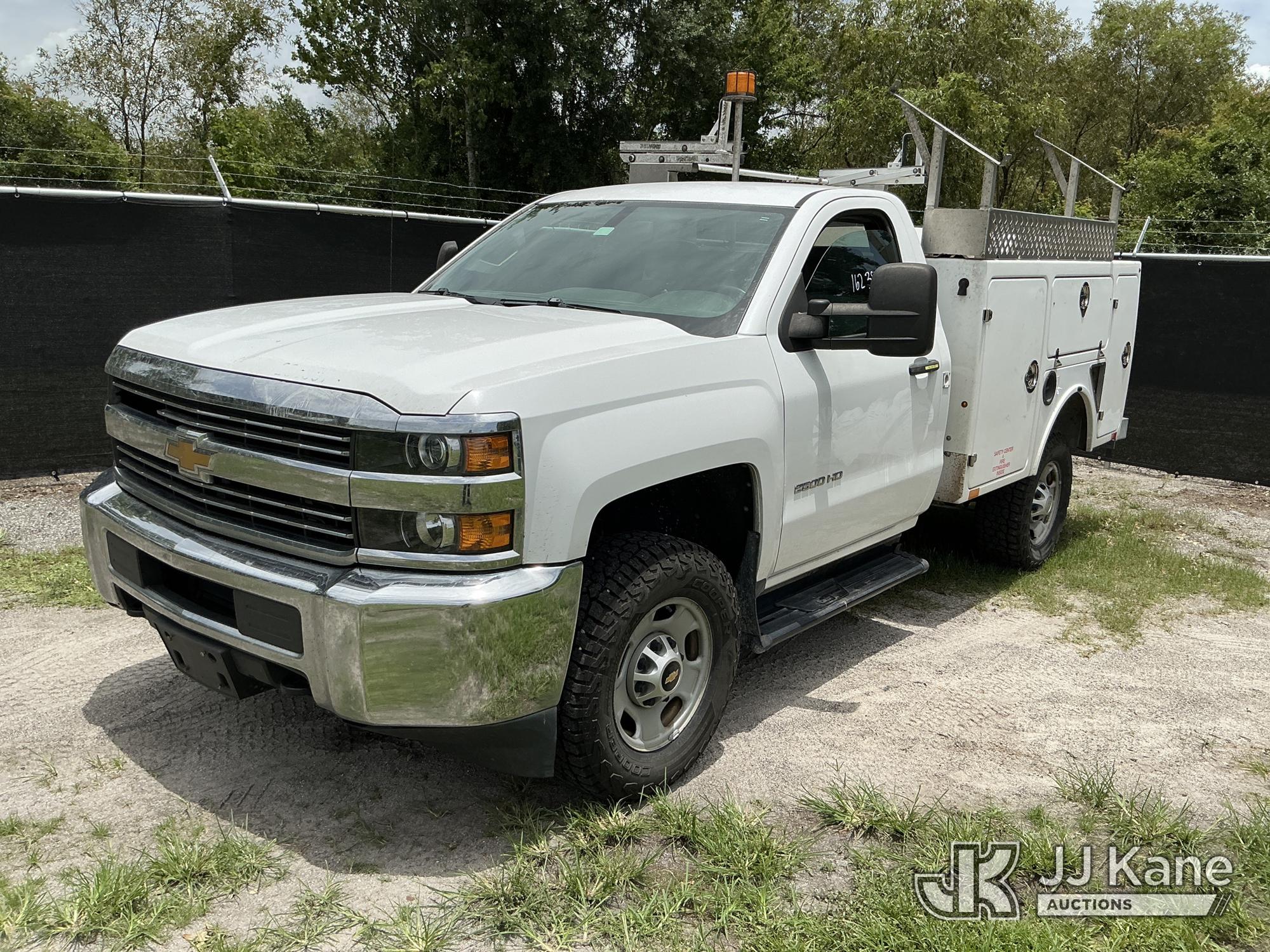 Photo of a 2015 Chevrolet Silverado 2500HD 4x4