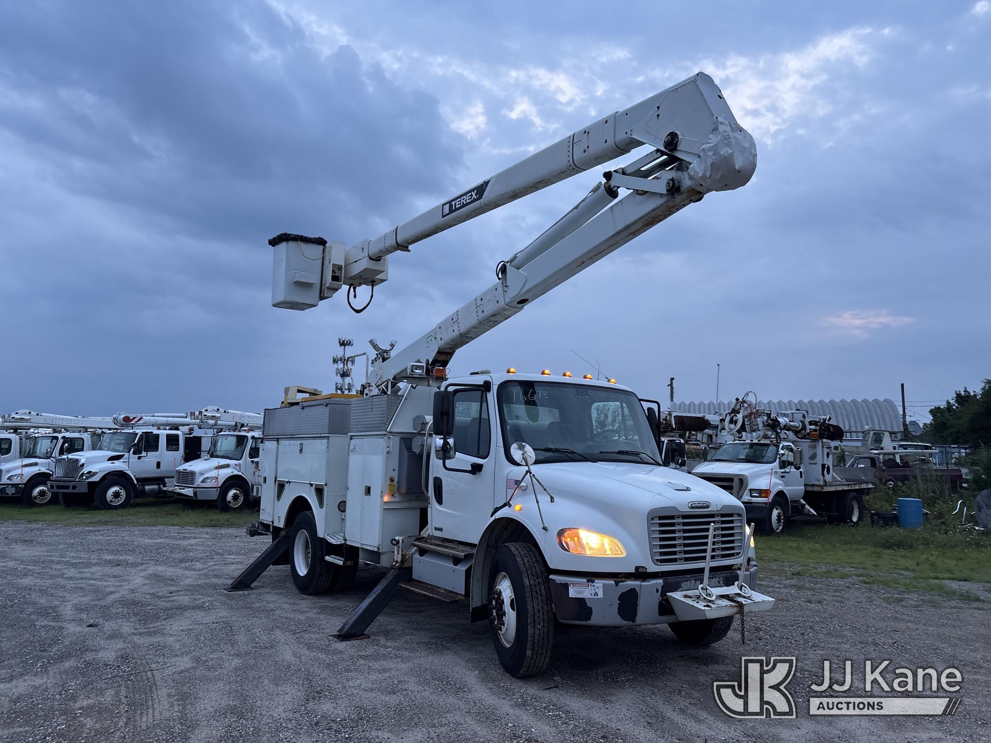 2012 Freightliner M2 106