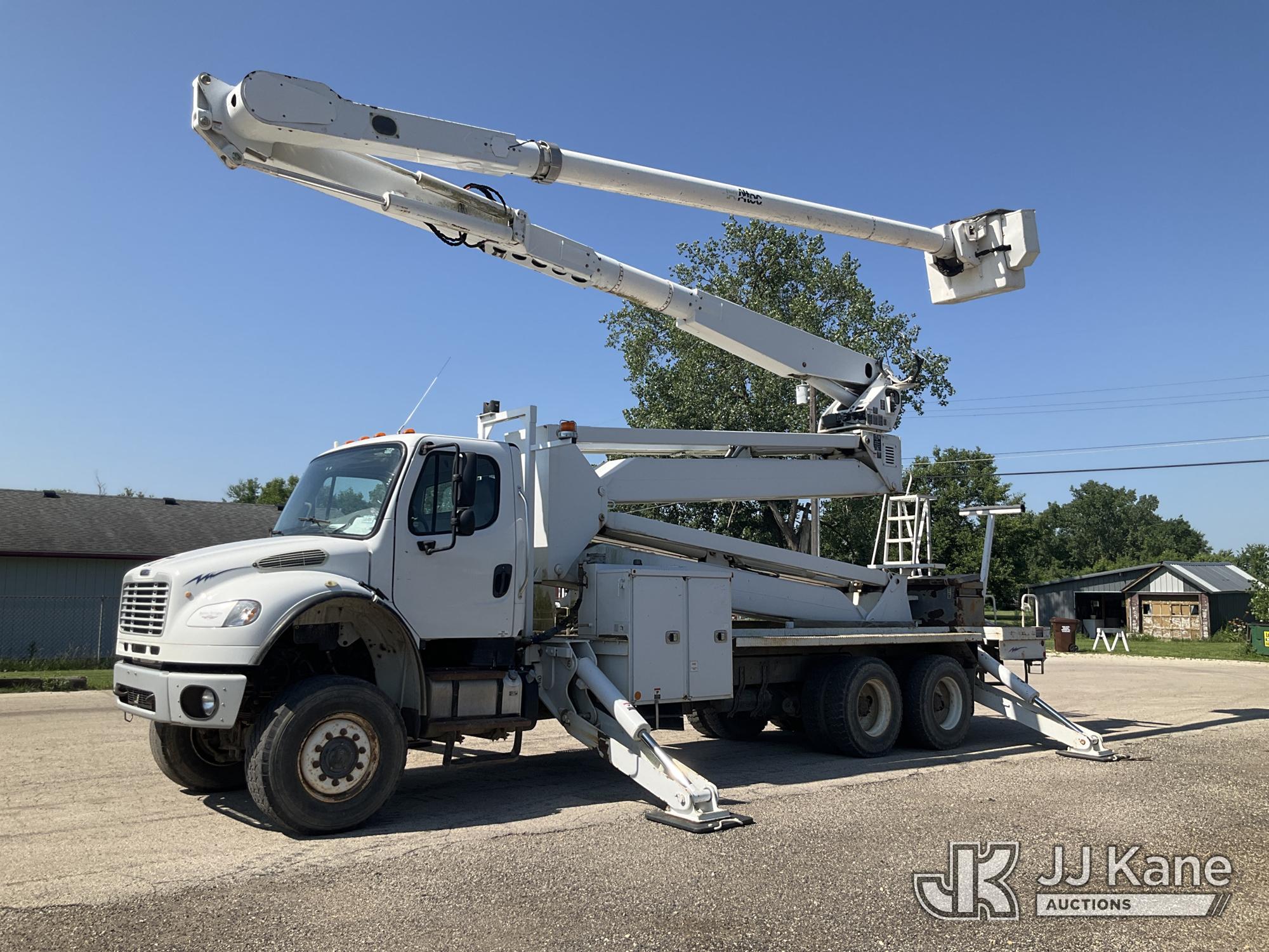 Photo of a 2015 Freightliner M2 106