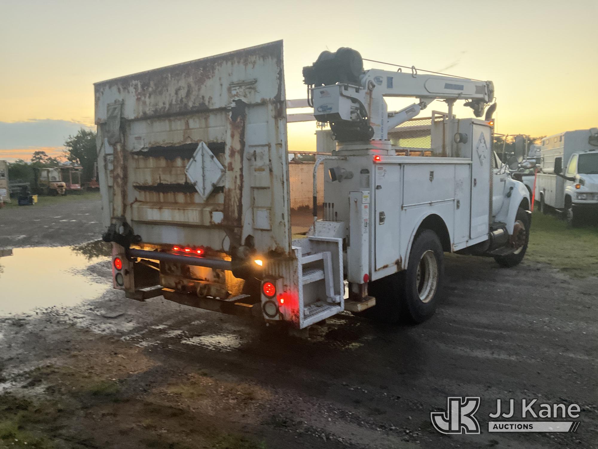 2006 Ford F-750