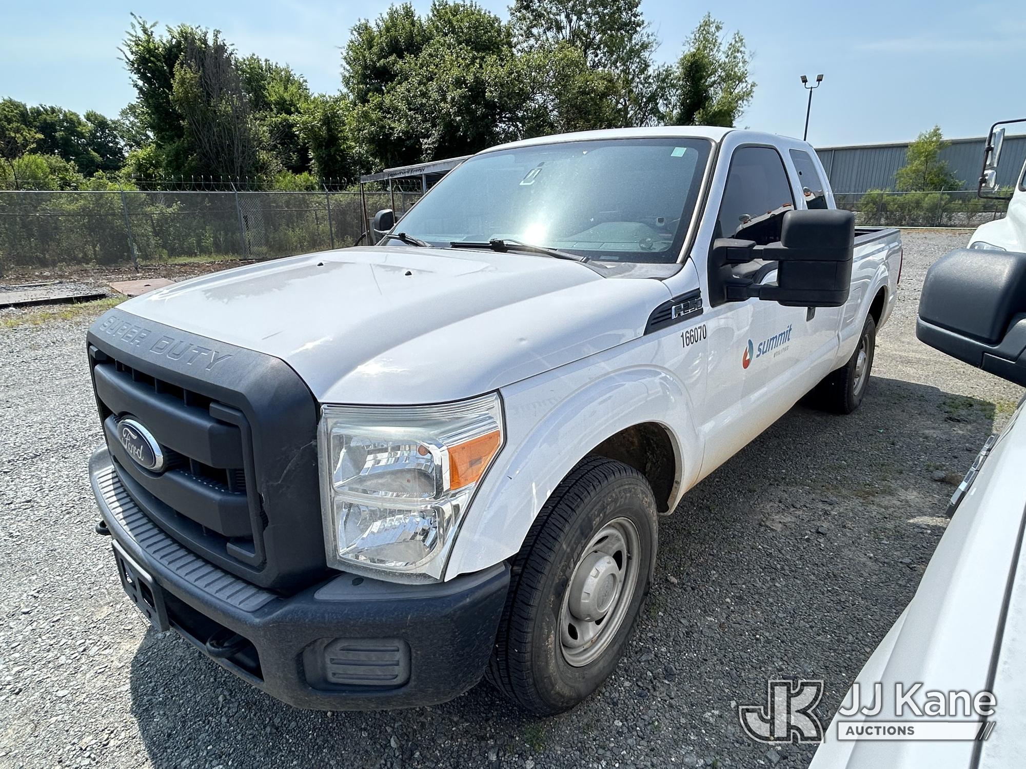 Photo of a 2013 Ford F-250 SD