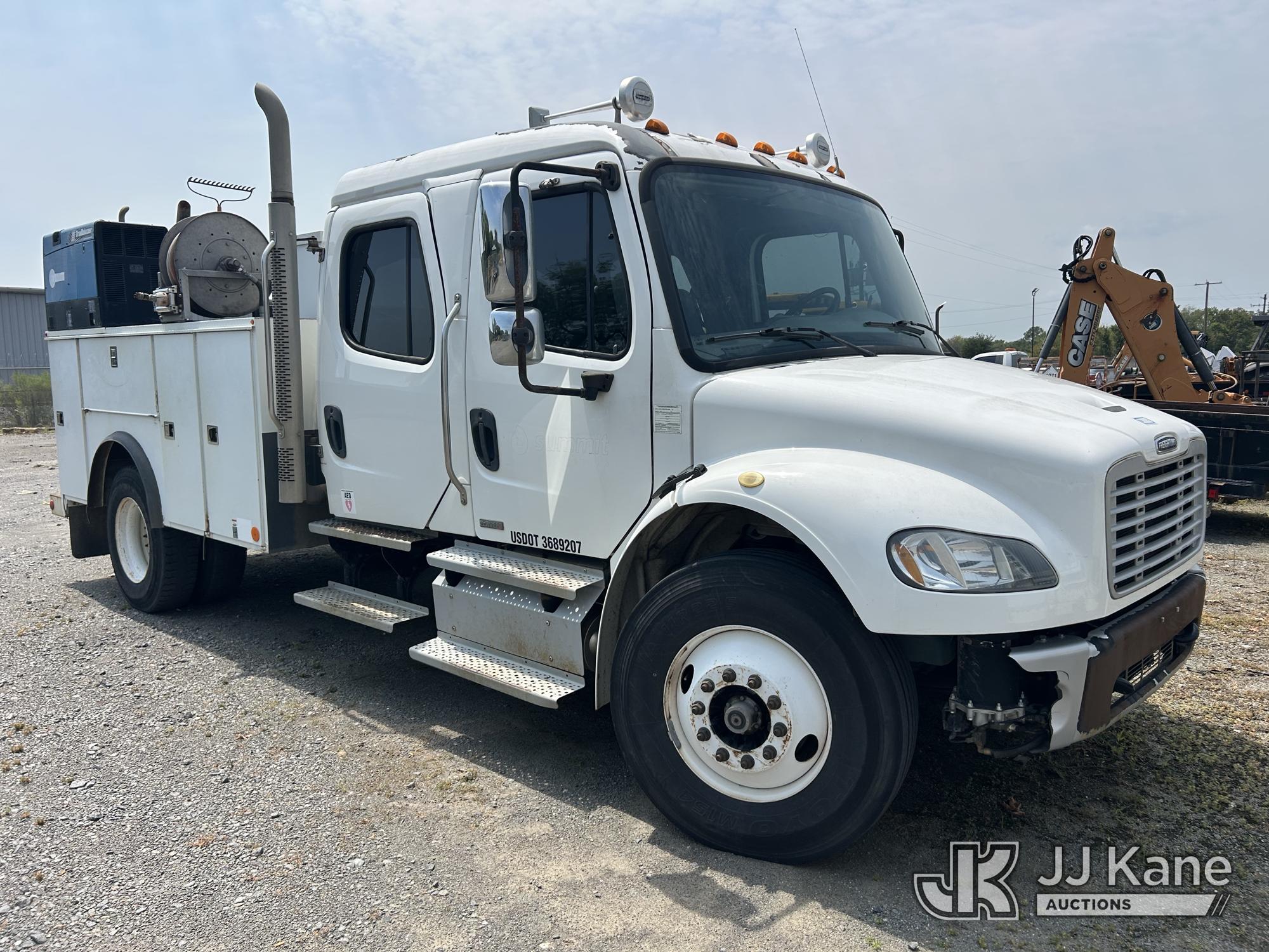 2012 Freightliner M2 106