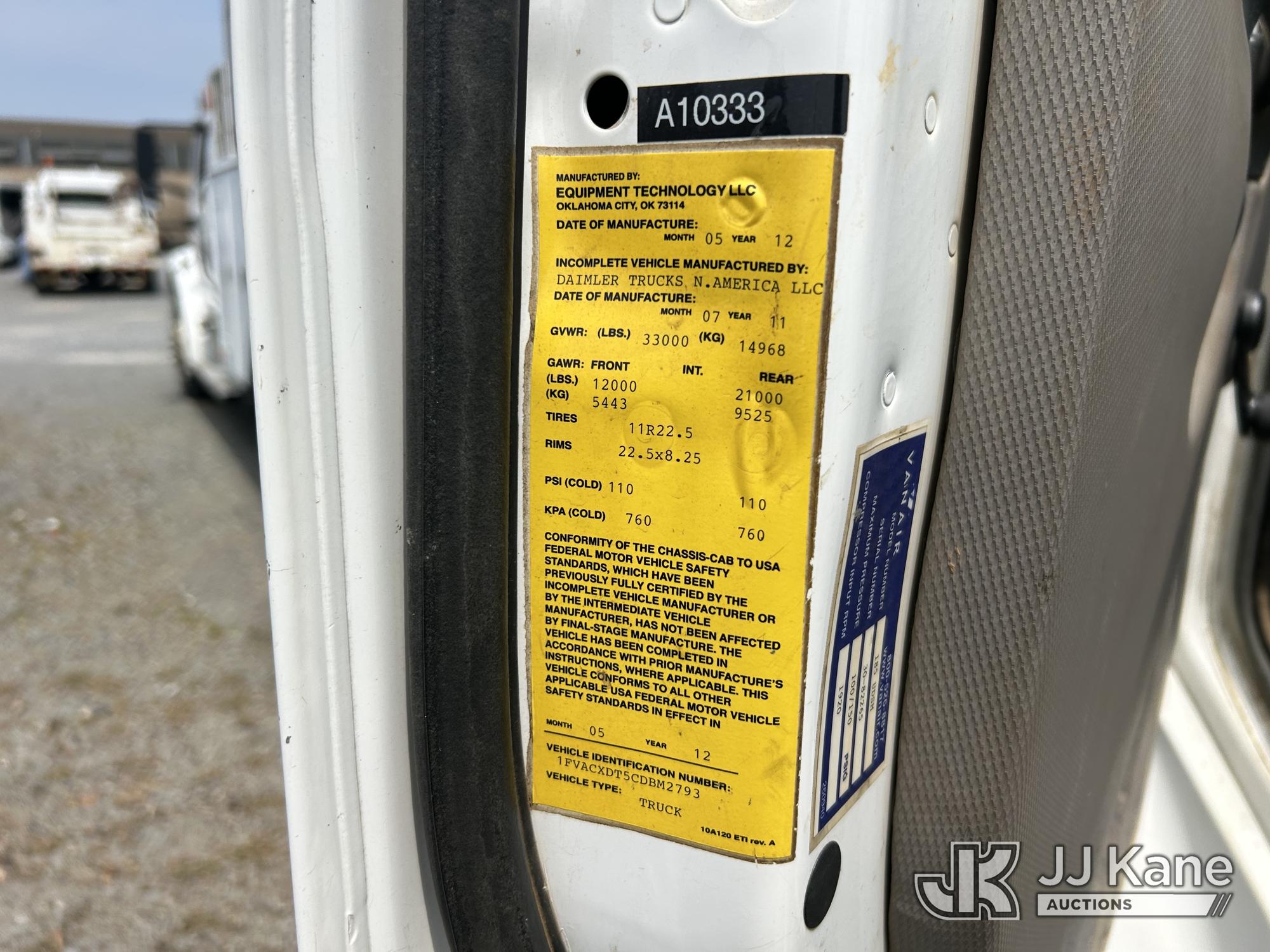 2012 Freightliner M2 106