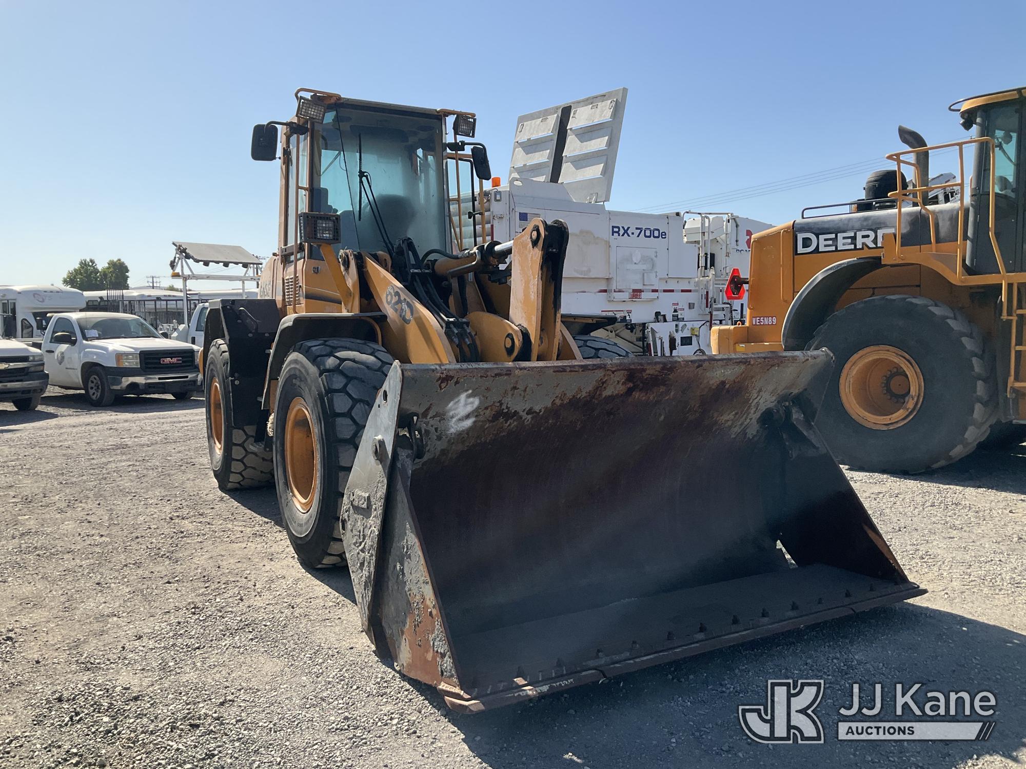 2004 Case 621D