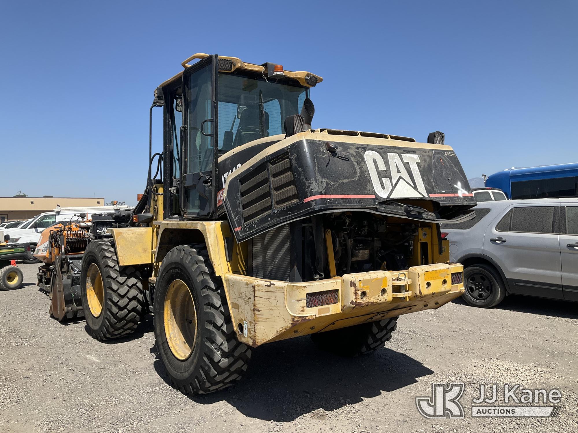 2004 Caterpillar IT14G