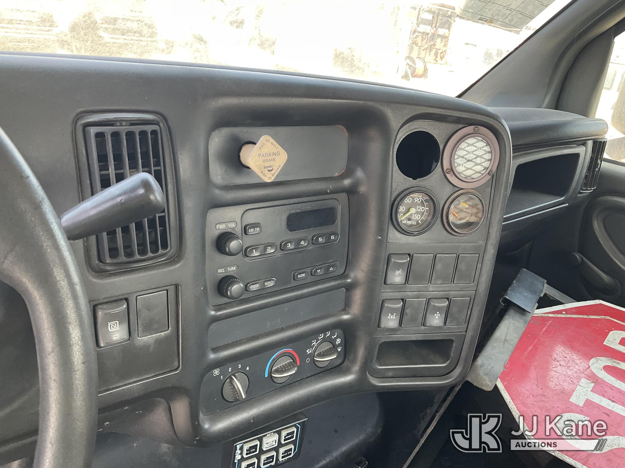 2007 Chevrolet C7C042
