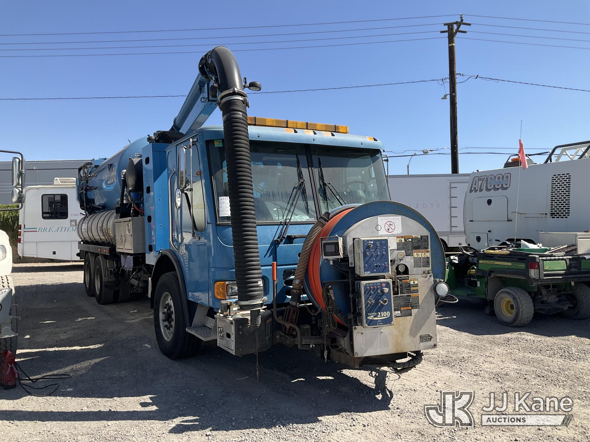 2013 American Lafrance CONDOR