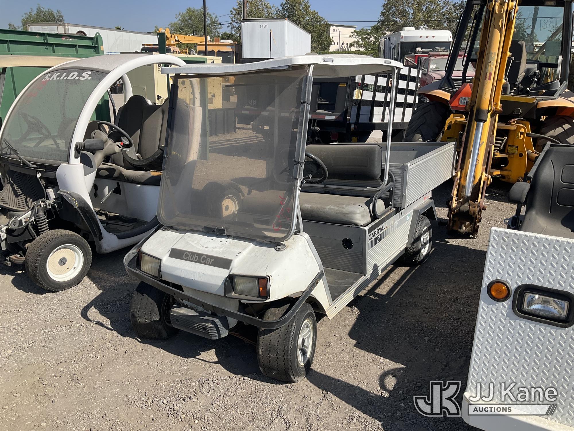 2011 Club Car CARRYALL 2 Golf Cart